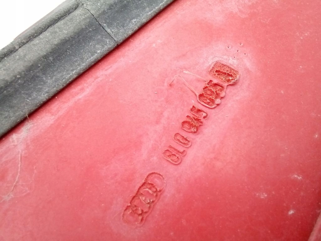 Audi A3 8L 5D light left rear part rear 8L0945095A