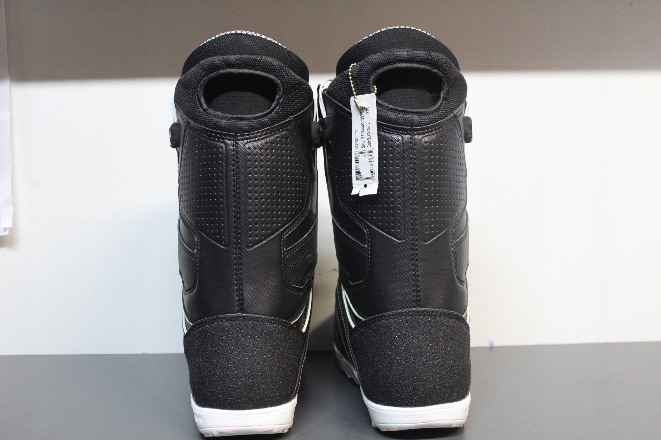 Buty snowboardowe THIRTYTWO LASHED FT roz. 28/43 ......[f115] Rozmiar 43