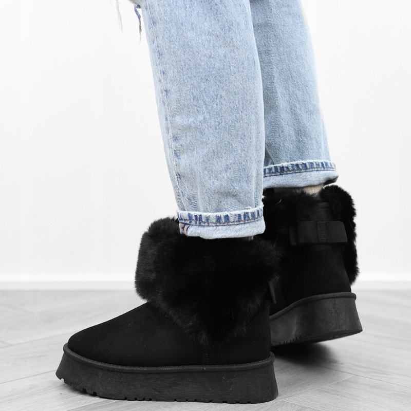 Czarne botki śniegowce damskie platforma futerko TA-250 r.38 Długość wkładki 24.5 cm