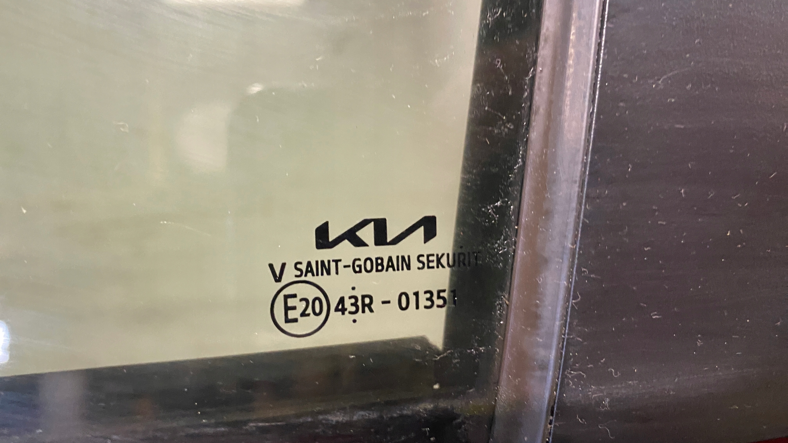KIA CEED III HB door left left rear part rear. AA9 A9 17-24