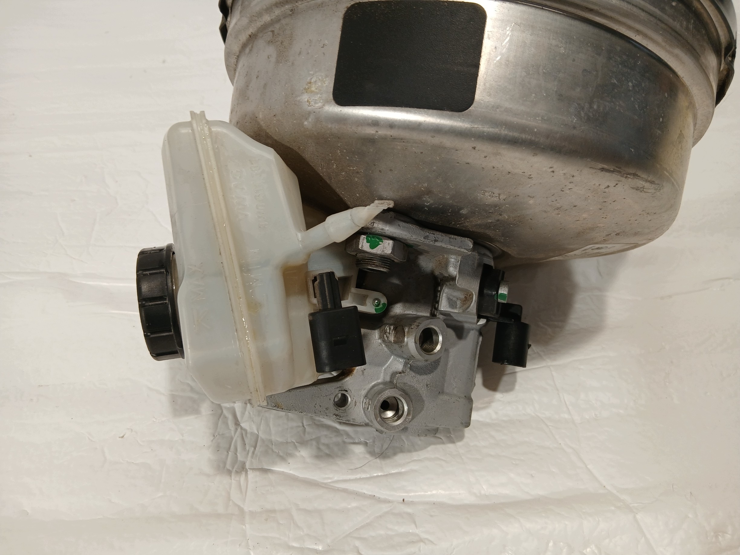 AUDI A4 B9 LIFT servo Servofreno 8W0612103K