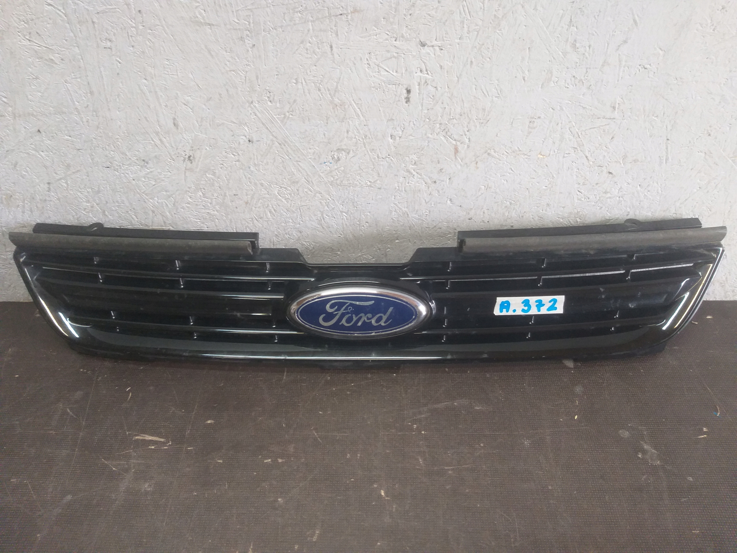 grille FORD S MAX LIFT 10- AM21-R8200-A