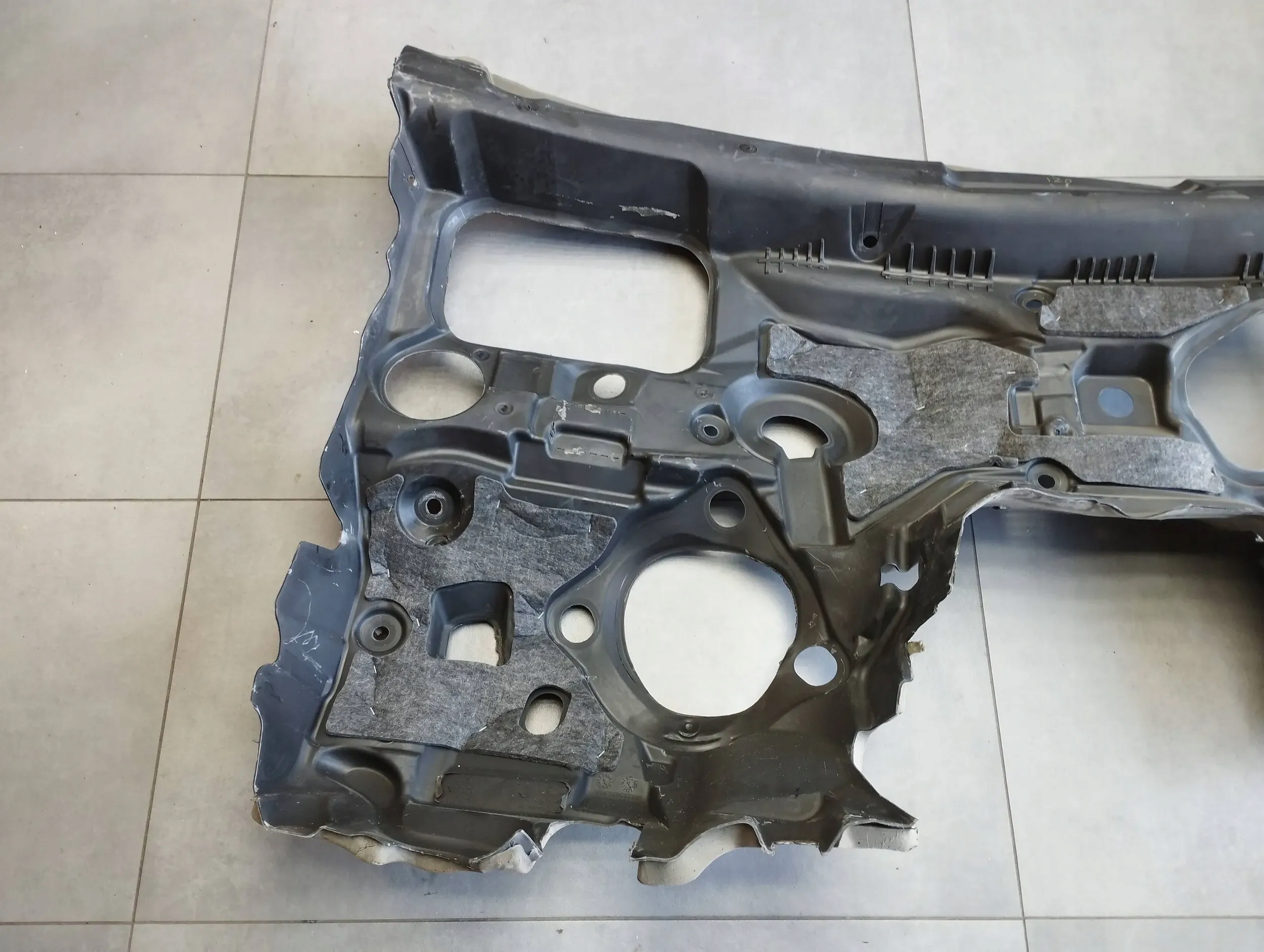Mercedes-Benz GLC 2016 soundproofing partition wall A2536820801 UK