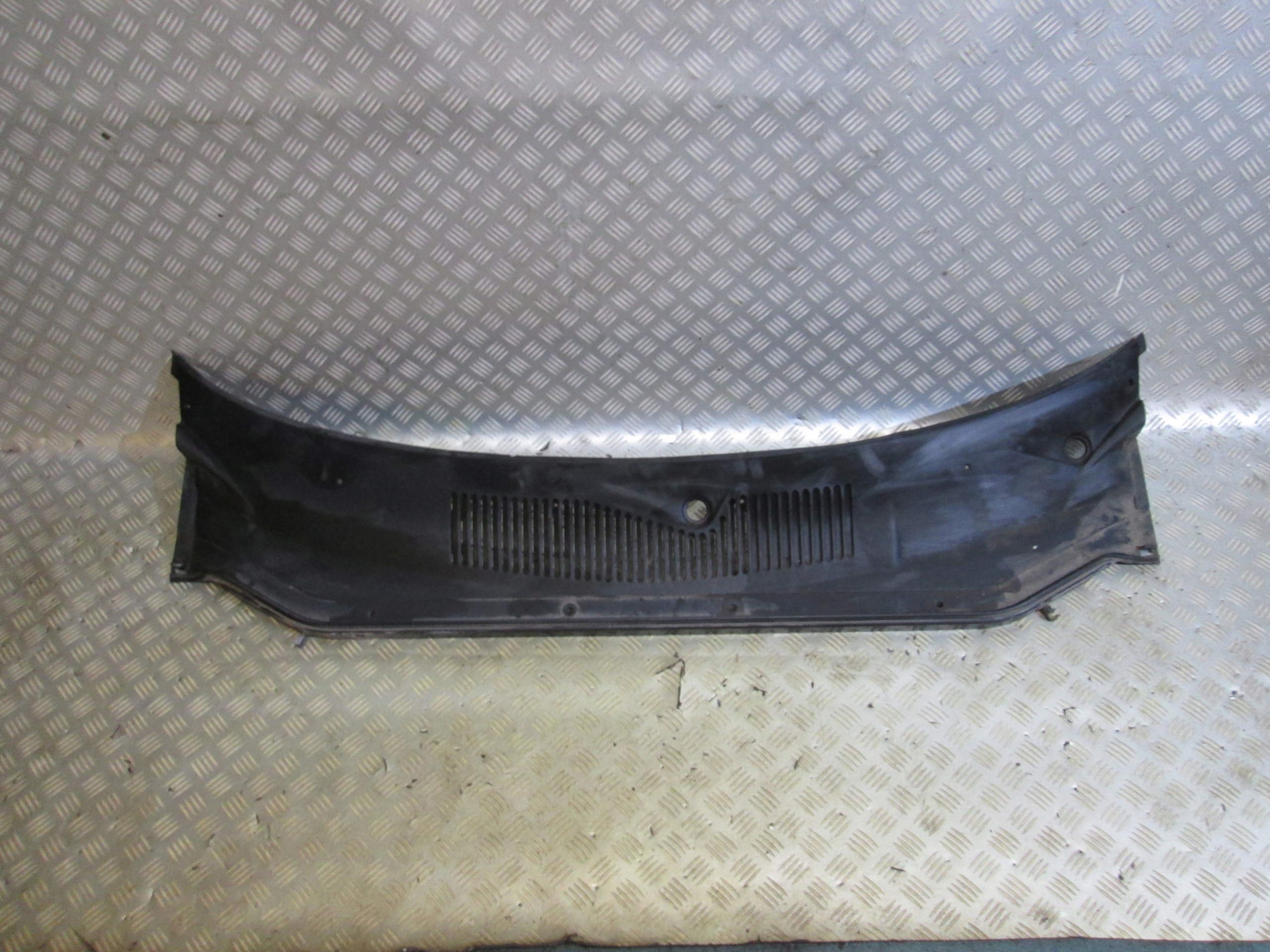 PODSZYBIE PLASTIKOWE FIAT ALEBA 82491134