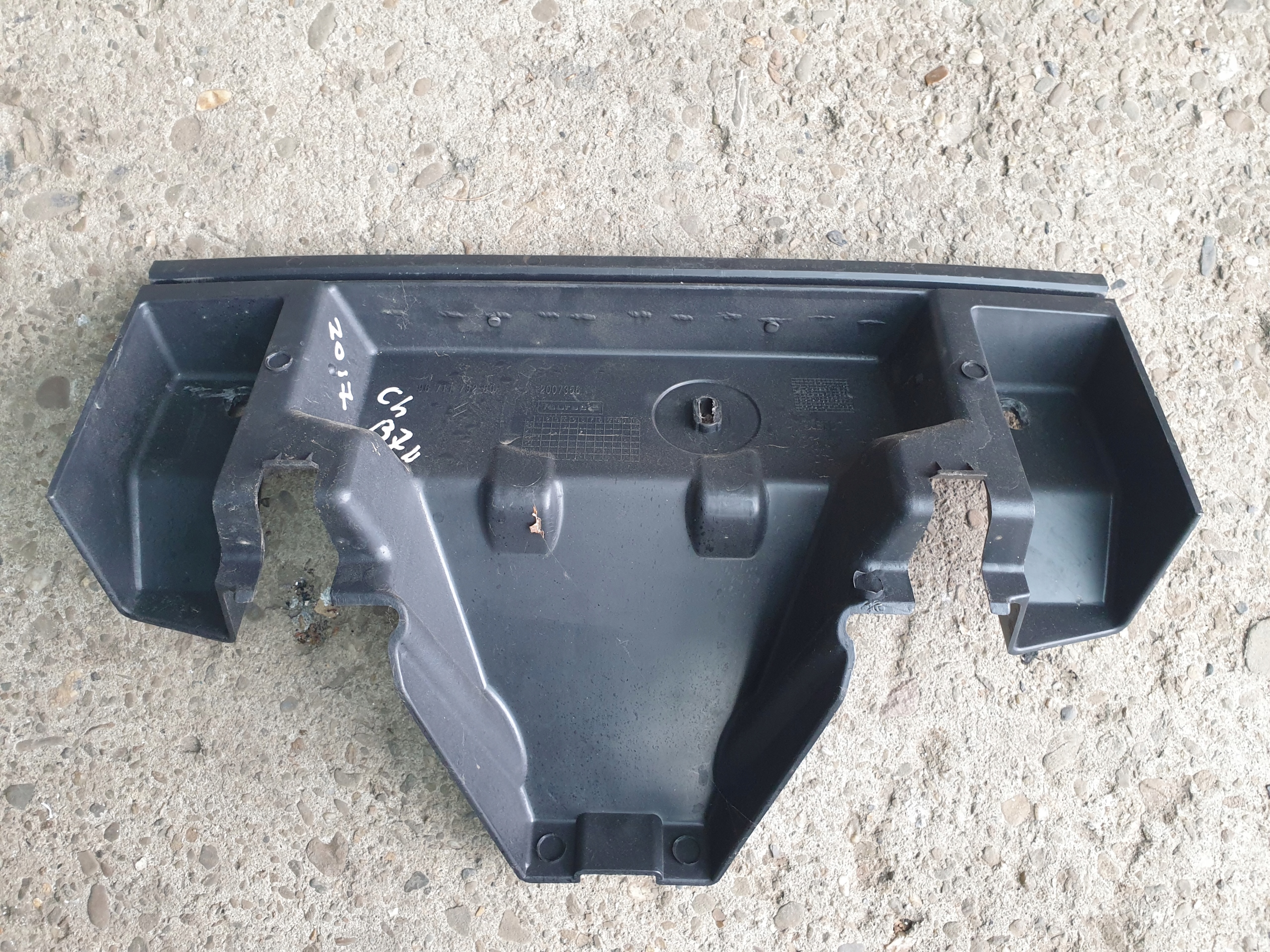 Support Support plaque Pare choc CITROEN C4 B7 II 2010-2018 9671179280