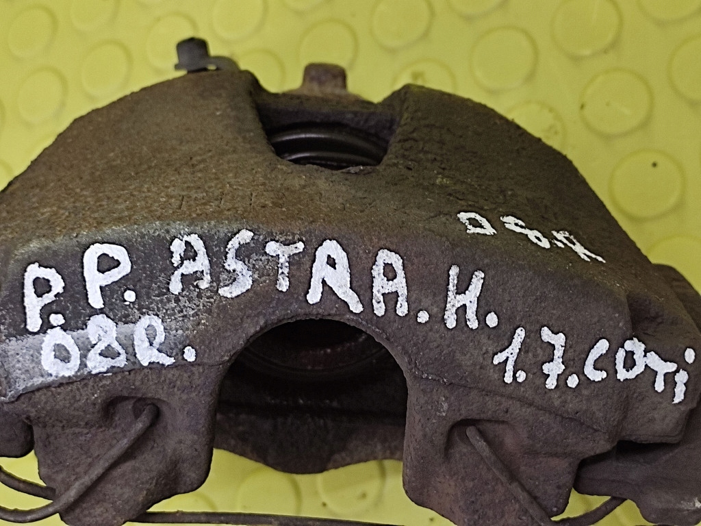 OPEL ASTRA H 1.7 CDTI caliper right front