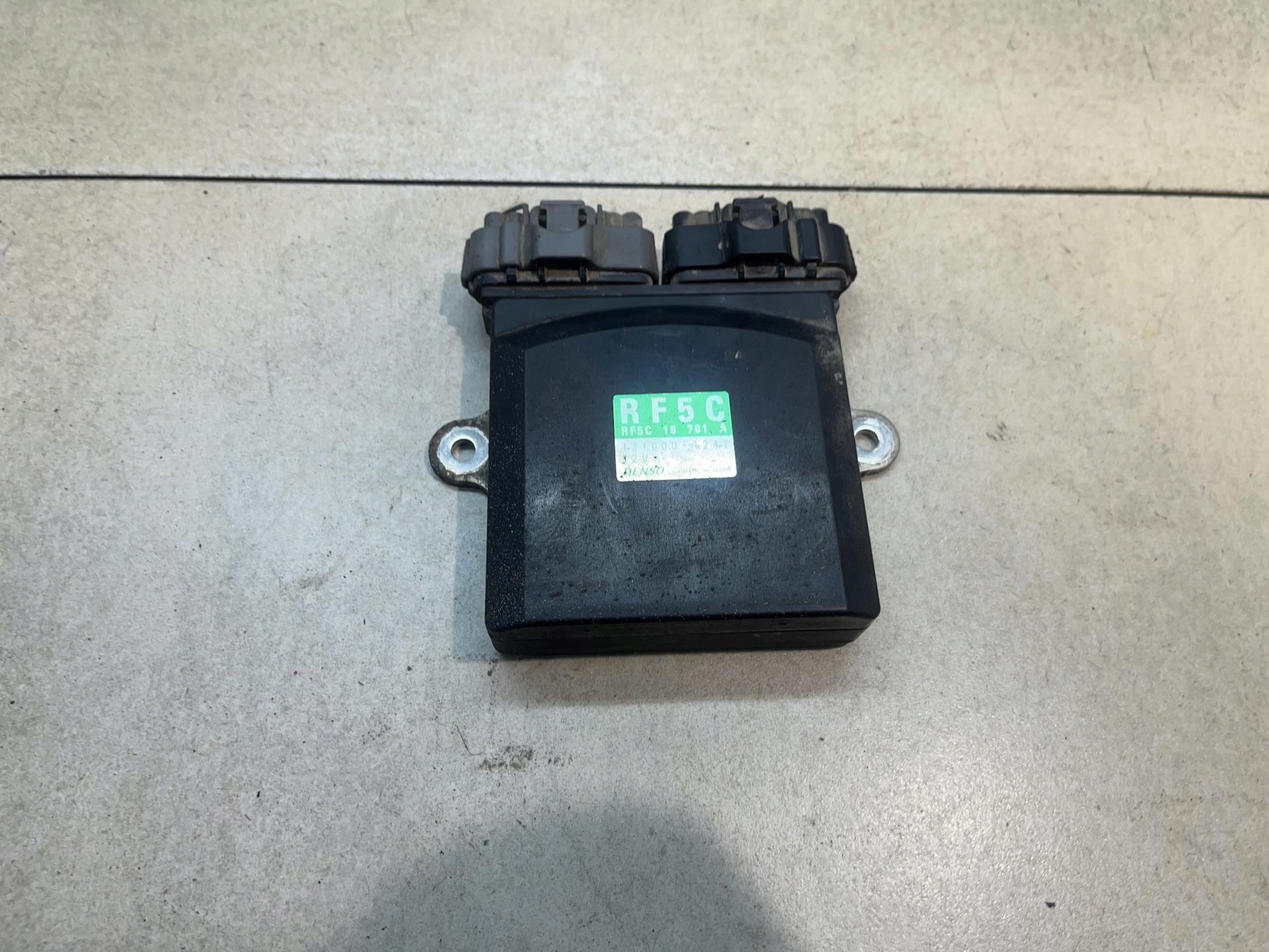 module control unit WTRYSKIWACZY MAZDA MPV 2.0 D RF5C18701A