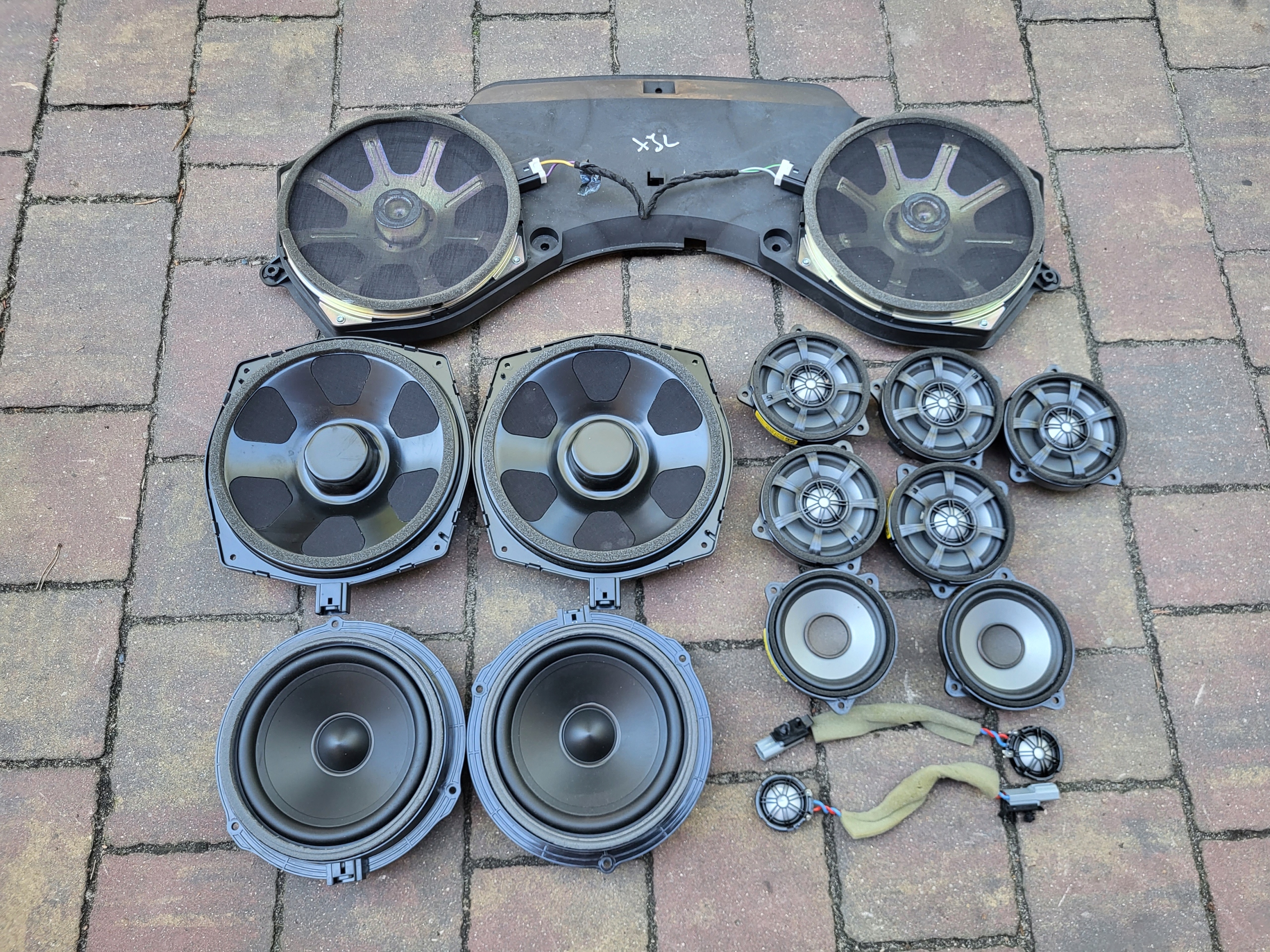 GLOSNIK GLOSNIKI MERIDIAN KOMPLET JAGUAR XJ X351