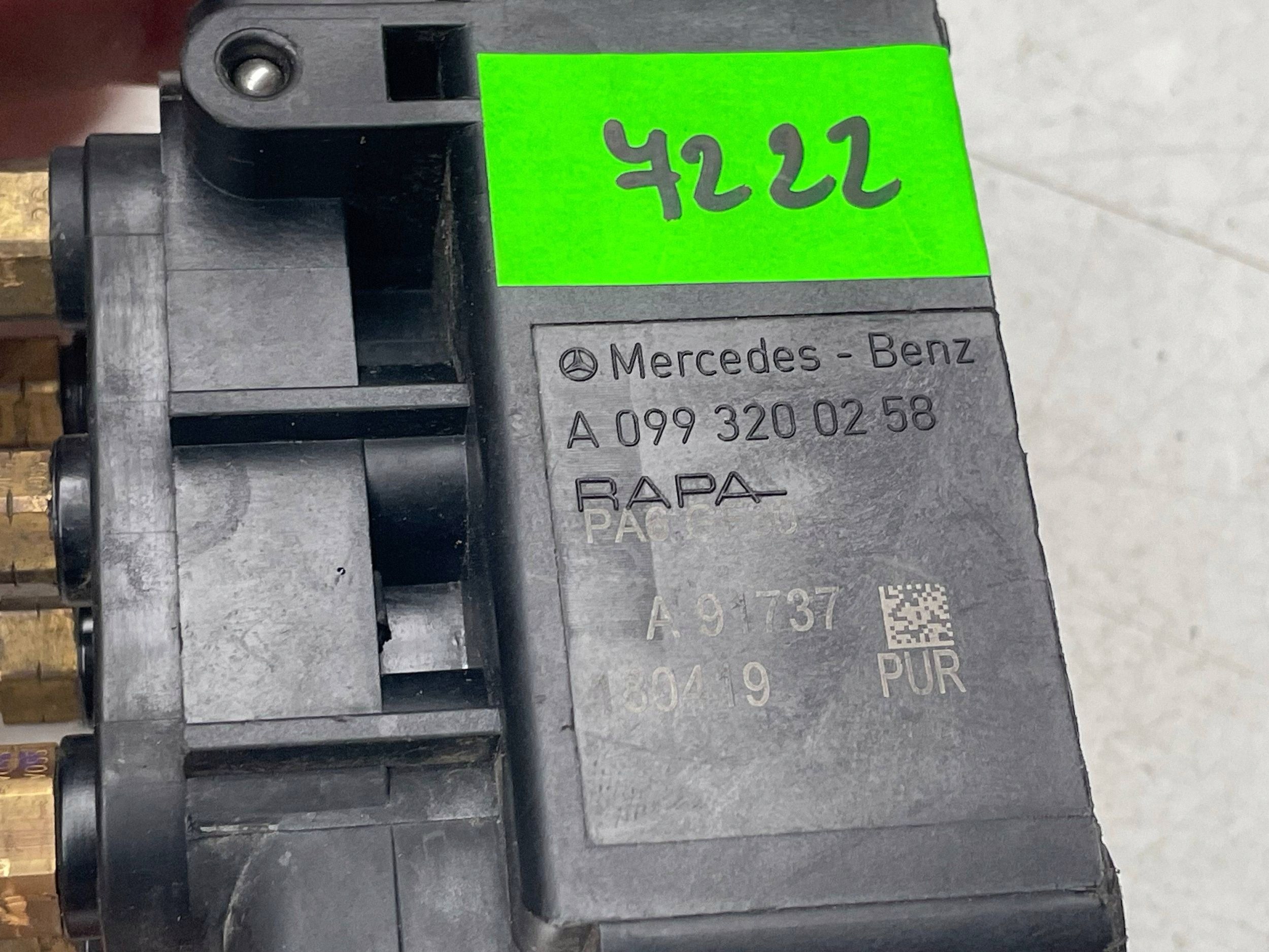 distributor PNEUMATYKI air MERCEDES GLC A0993200258 !J