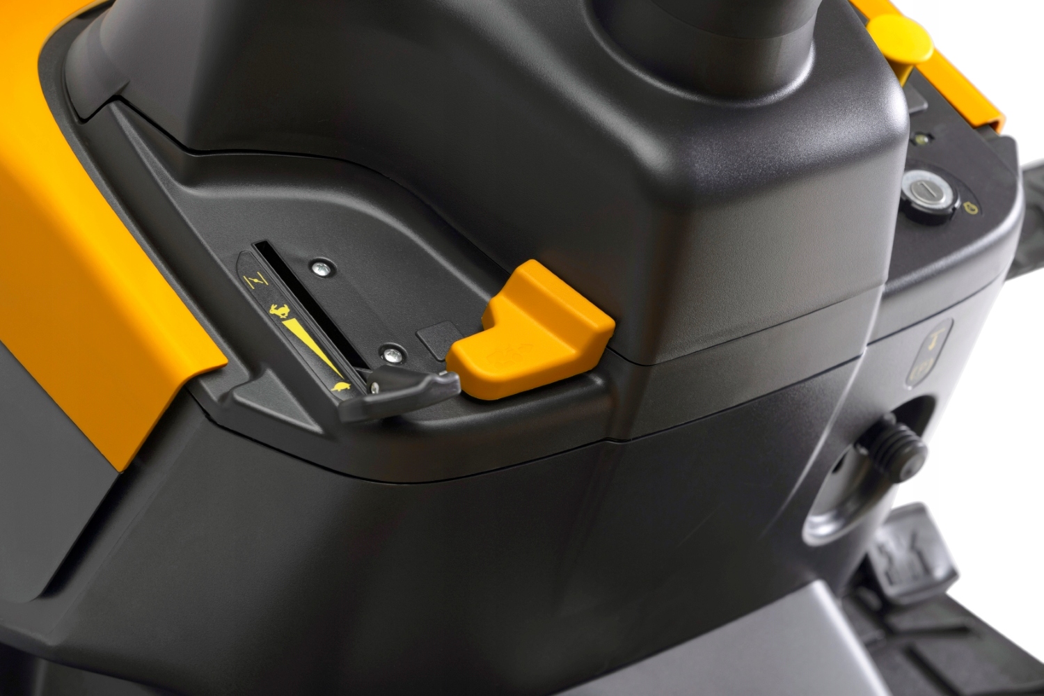 Traktor Ogrodowy STIGA Estate 384 Hydrostat MAX 15 KM NOWOŚĆ FOTEL SCHOWEK Model ESTATE 384