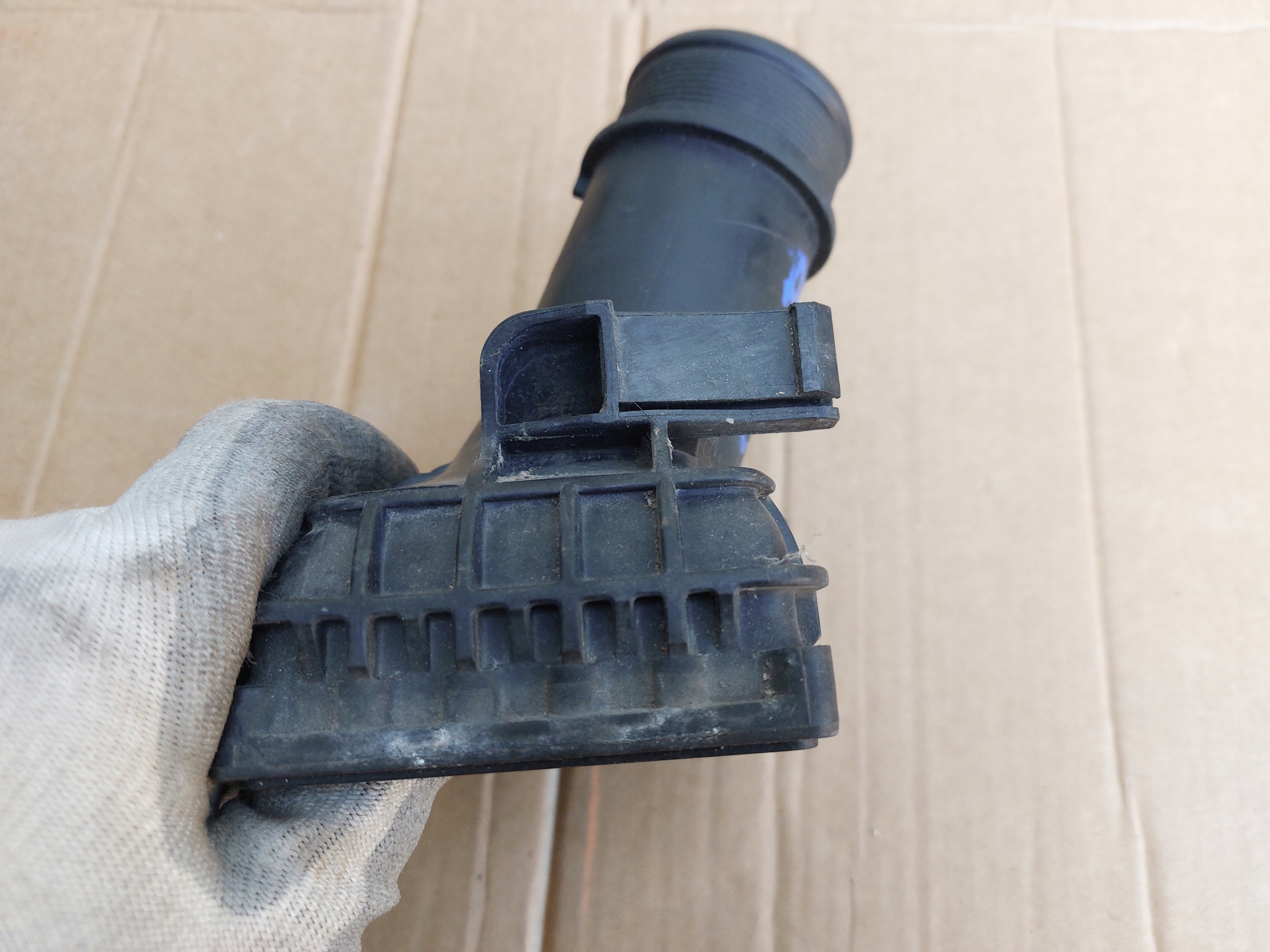 LAPACZ drain air AUDI A6 C7 16r