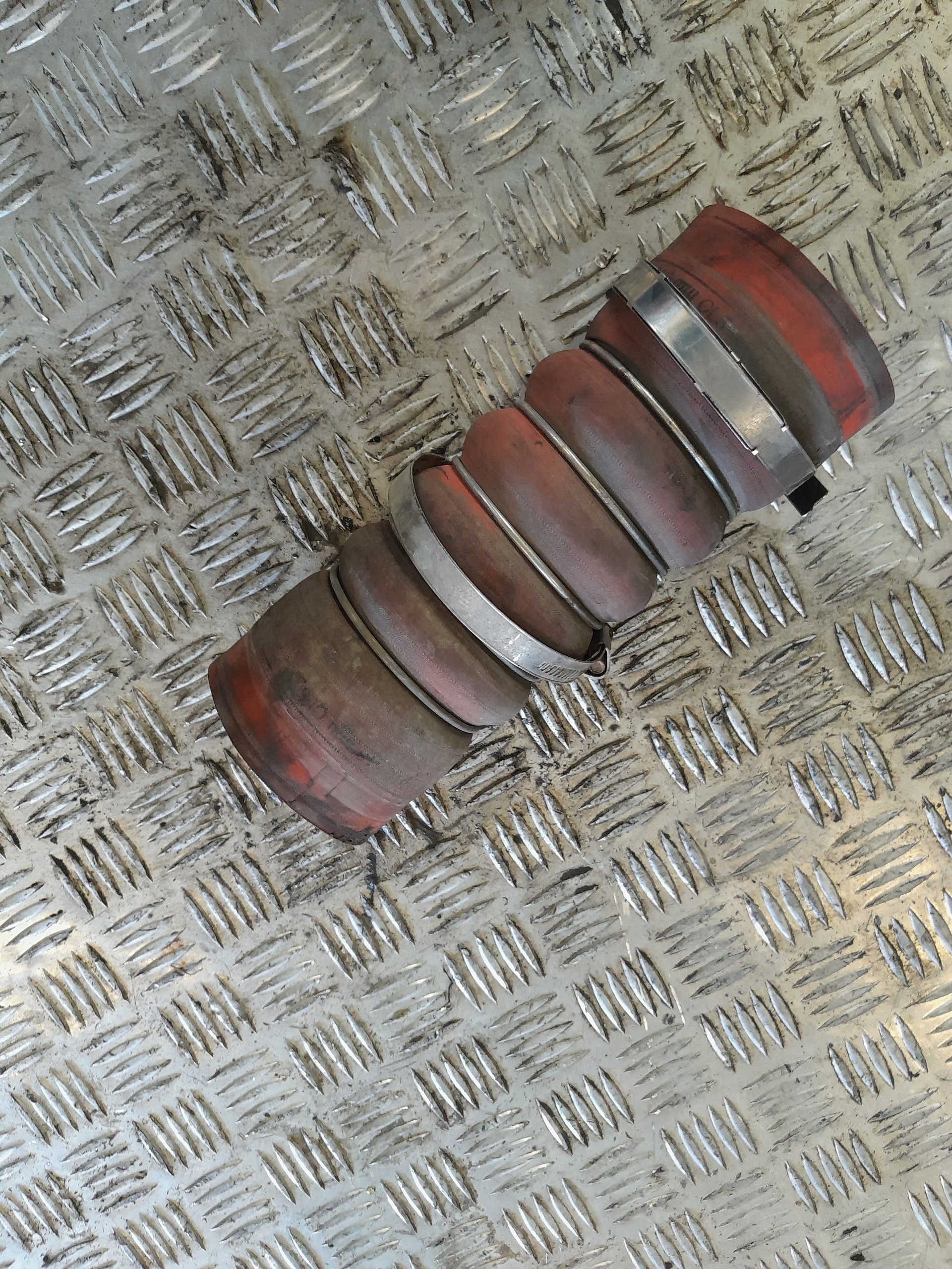 RURA INTERCOOLERA RENAULT MIDLUM DXI 220