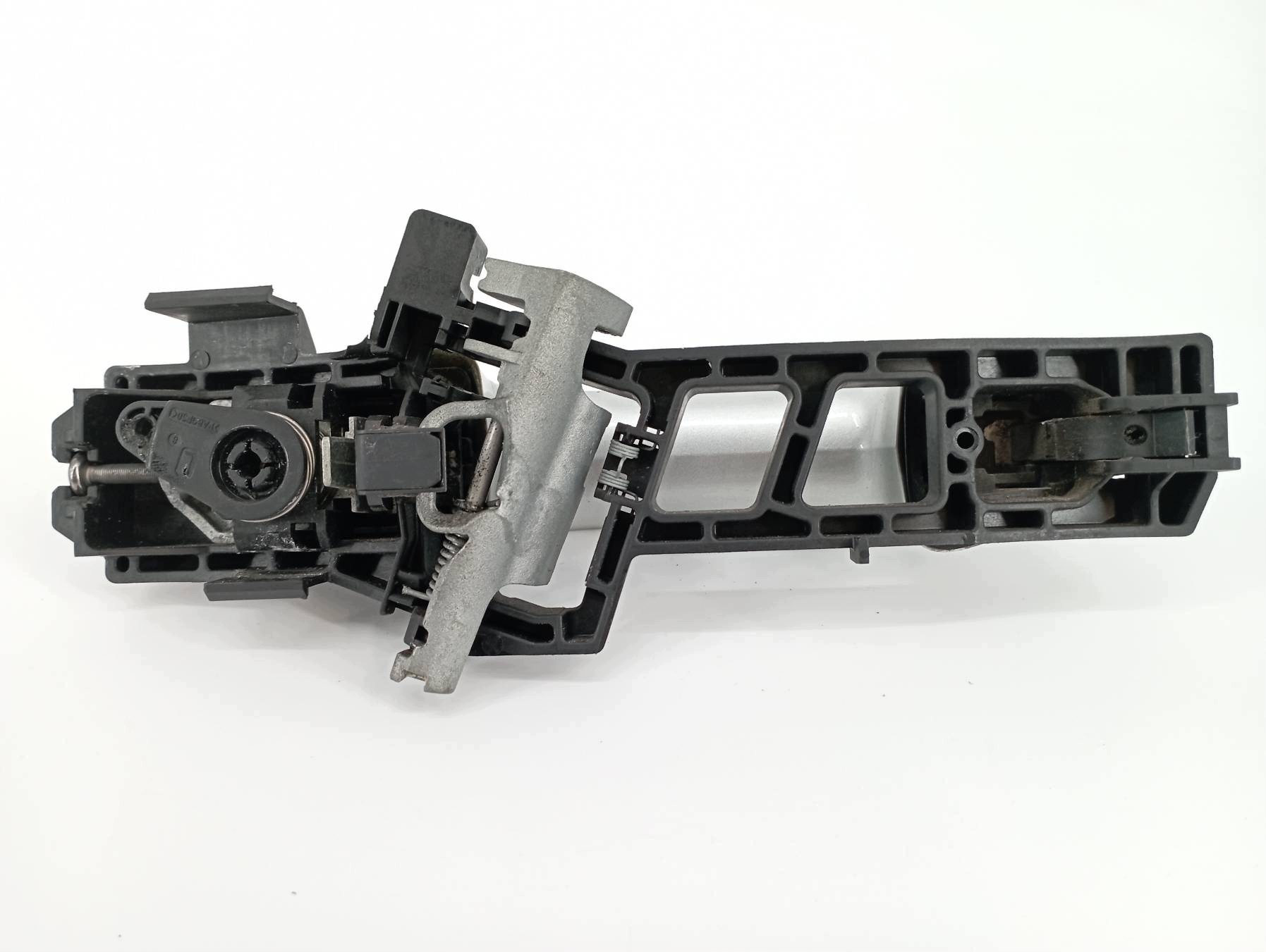 handle exterior left front 76 Ford Fiesta Mk7 (2008-2016)