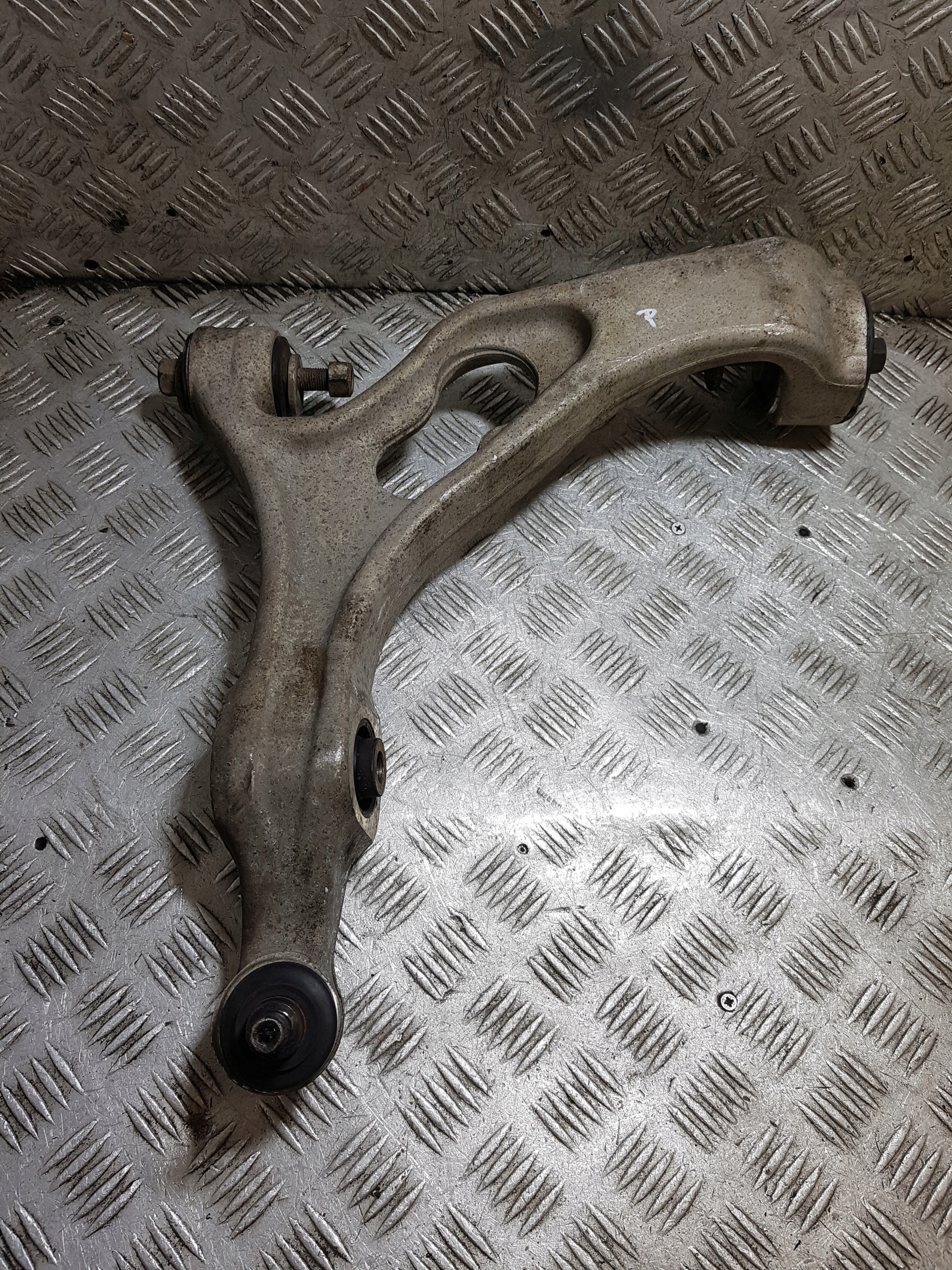 arm right front AUDI Q7