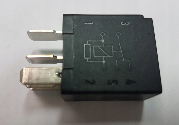 Przekaźnik John Deere AL76702 HELLA