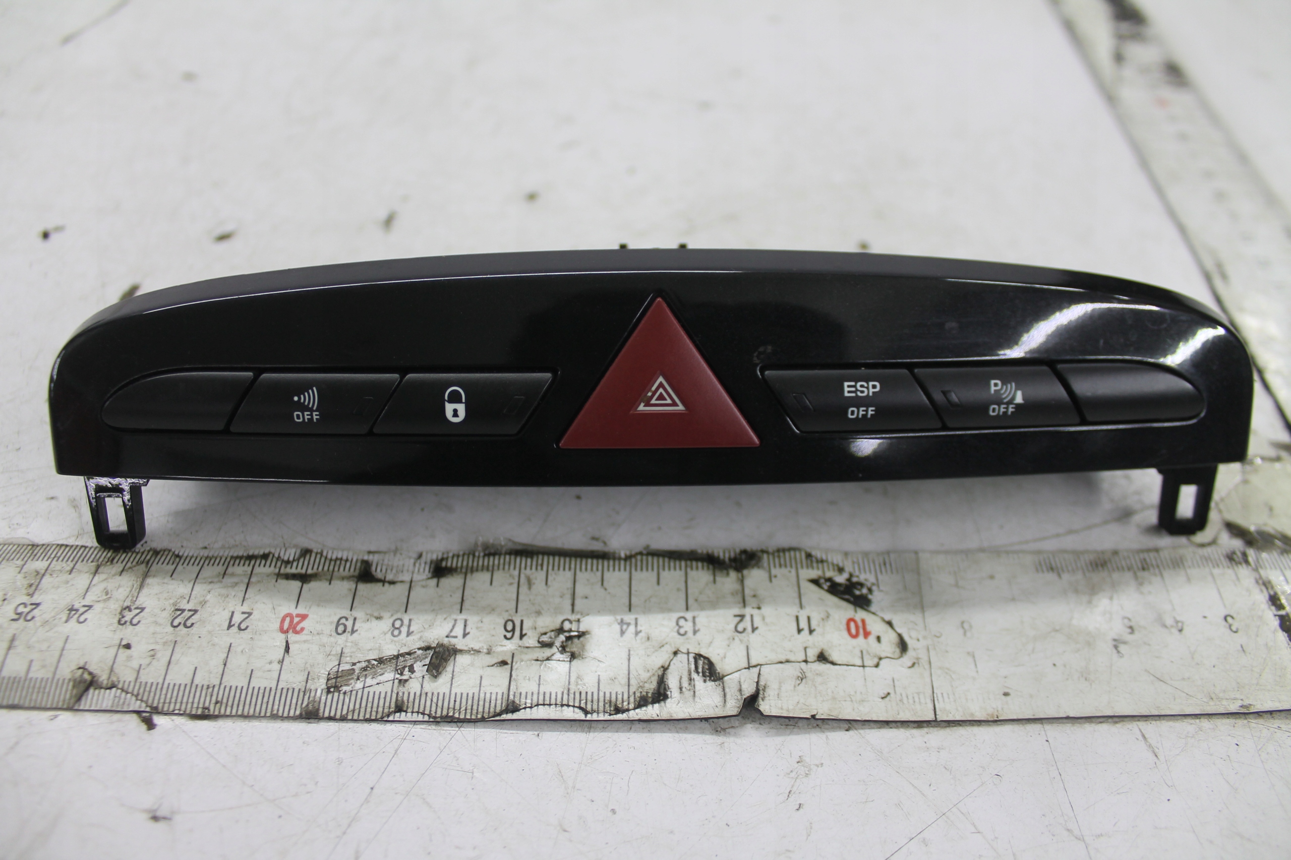 PANEL DES WARNBLICKSCHALTERS ESP PEUGEOT 308 T7 CC 11-13