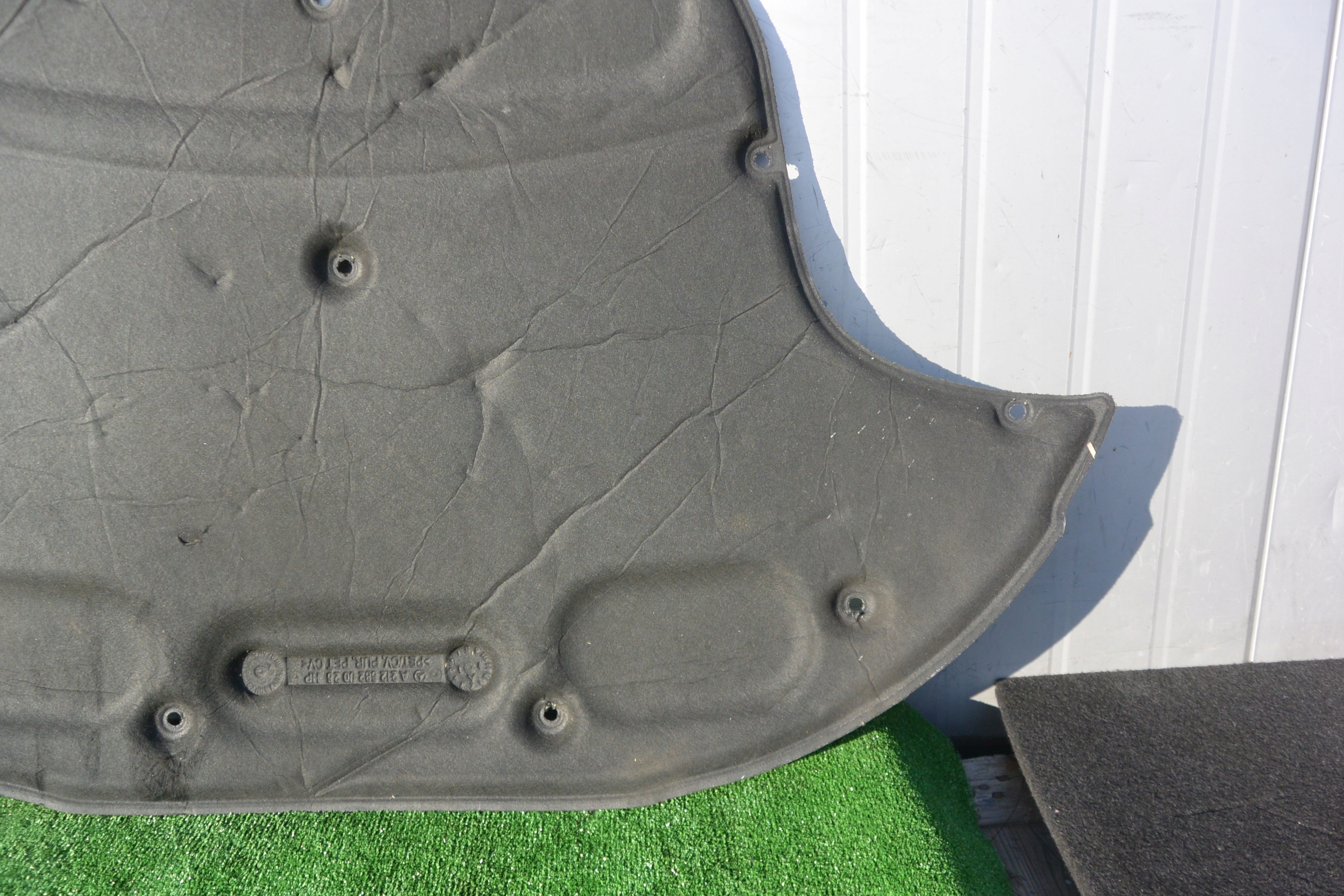soundproofing bonnets A2126820026 MERCEDES W212