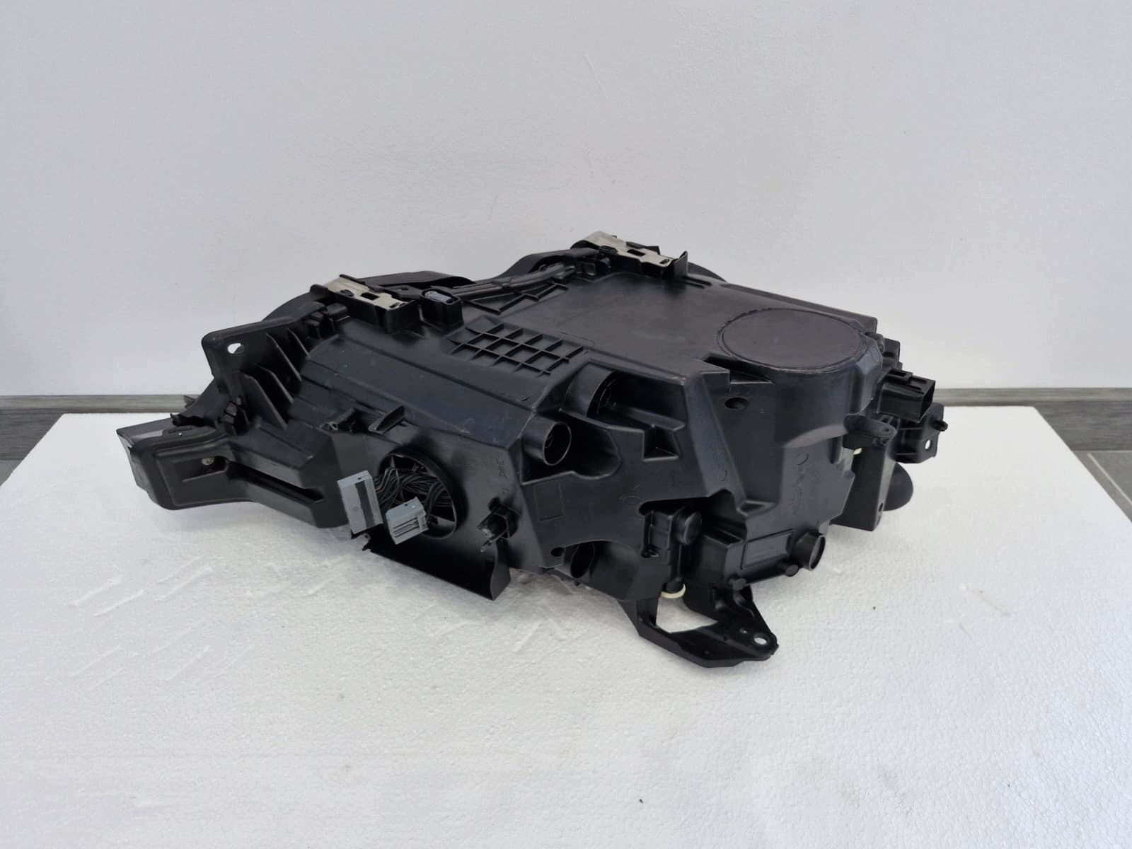 light left Volvo XC60 II FULL LED