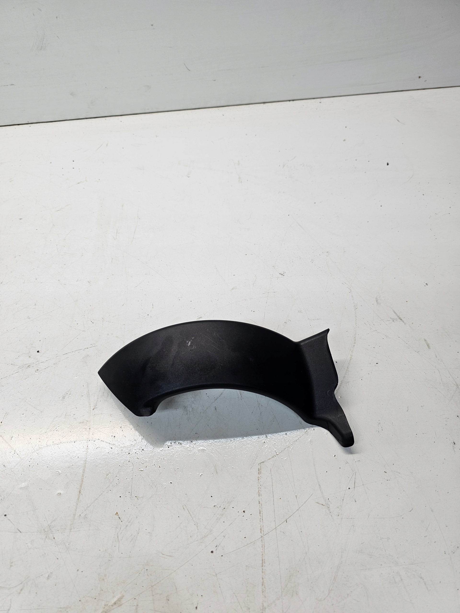 BLENDE ABDECKUNG SCHARNIER LINKS AUDI A4 B8 AVANT 8K9827279A
