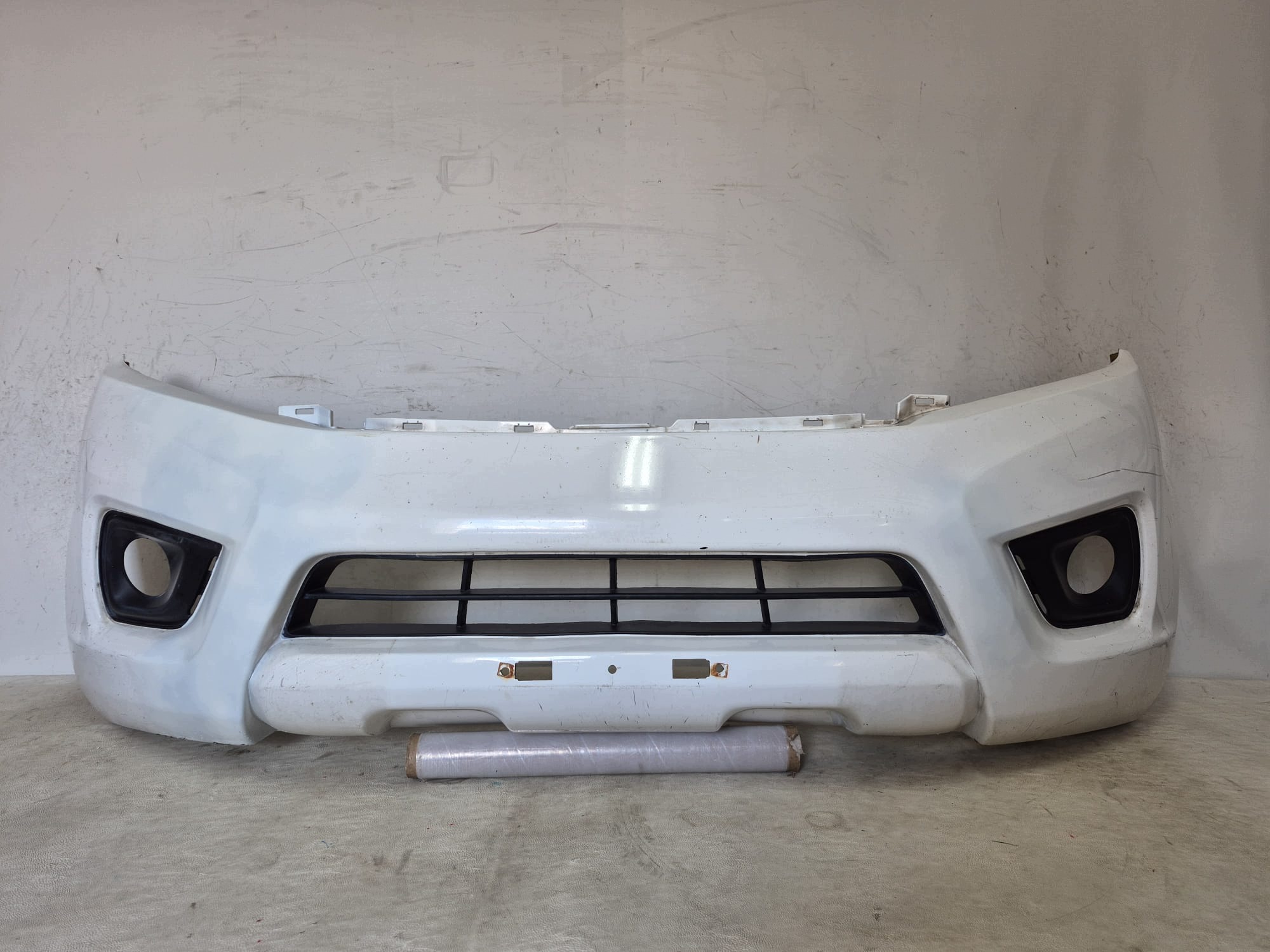 NISSAN NAVARA IV 4 14-22 nárazník předek přední