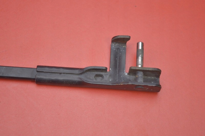 wiper arm front EU 2K1955409 VW CADDY 3 III 04-10