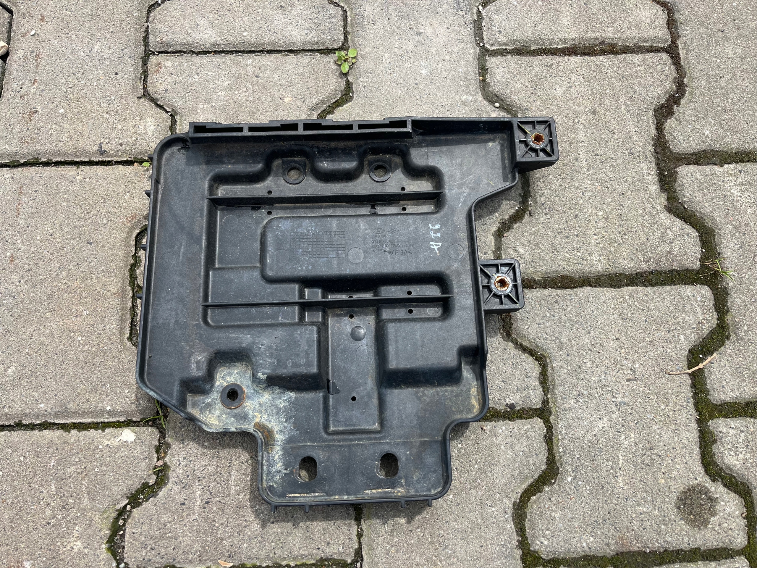 Hyundai I20 e 1.4 Porta per batteria