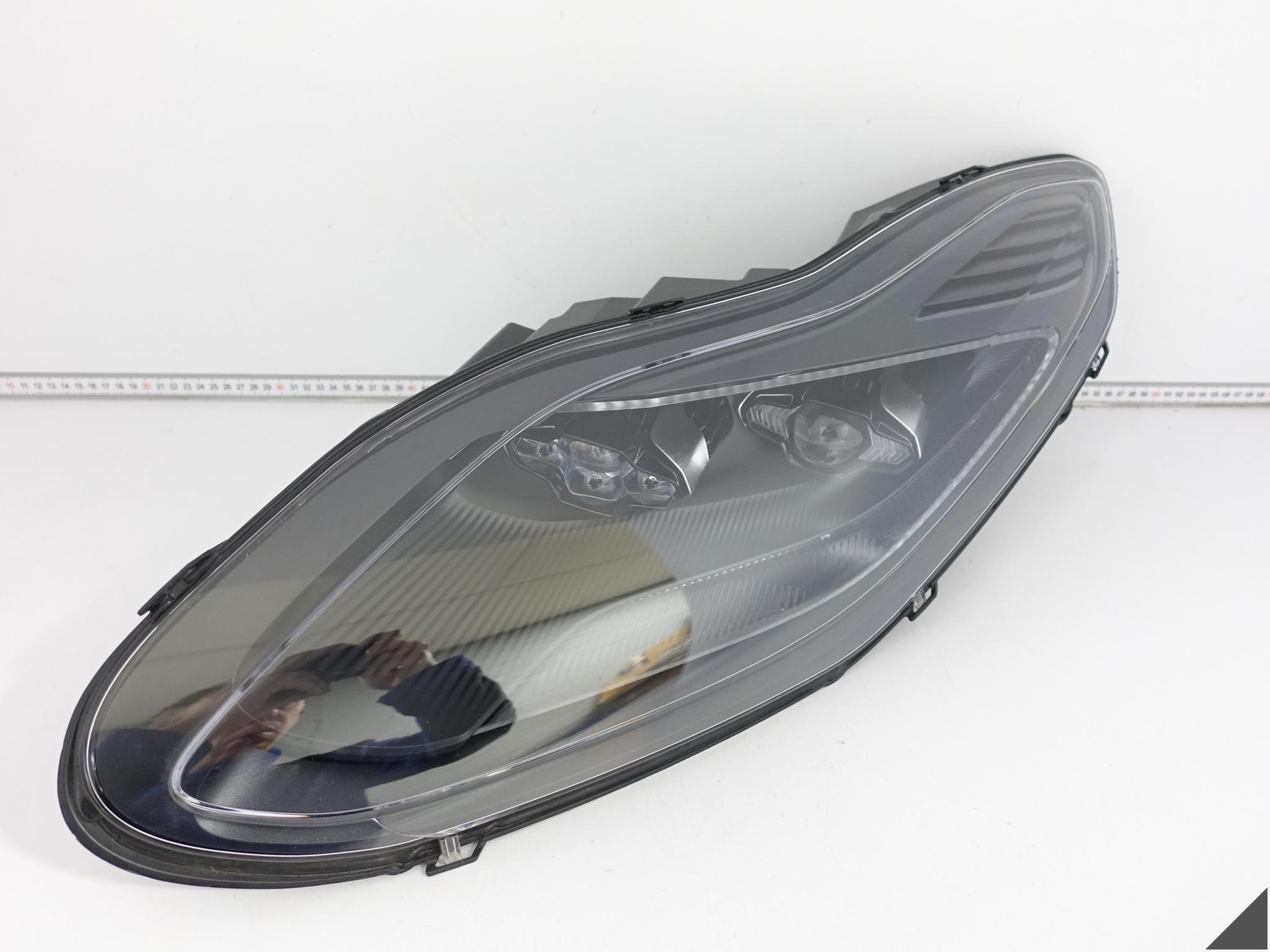 ASTON MARTIN DB11 16-23 light HEADLIGHT left front EUROPA + module black