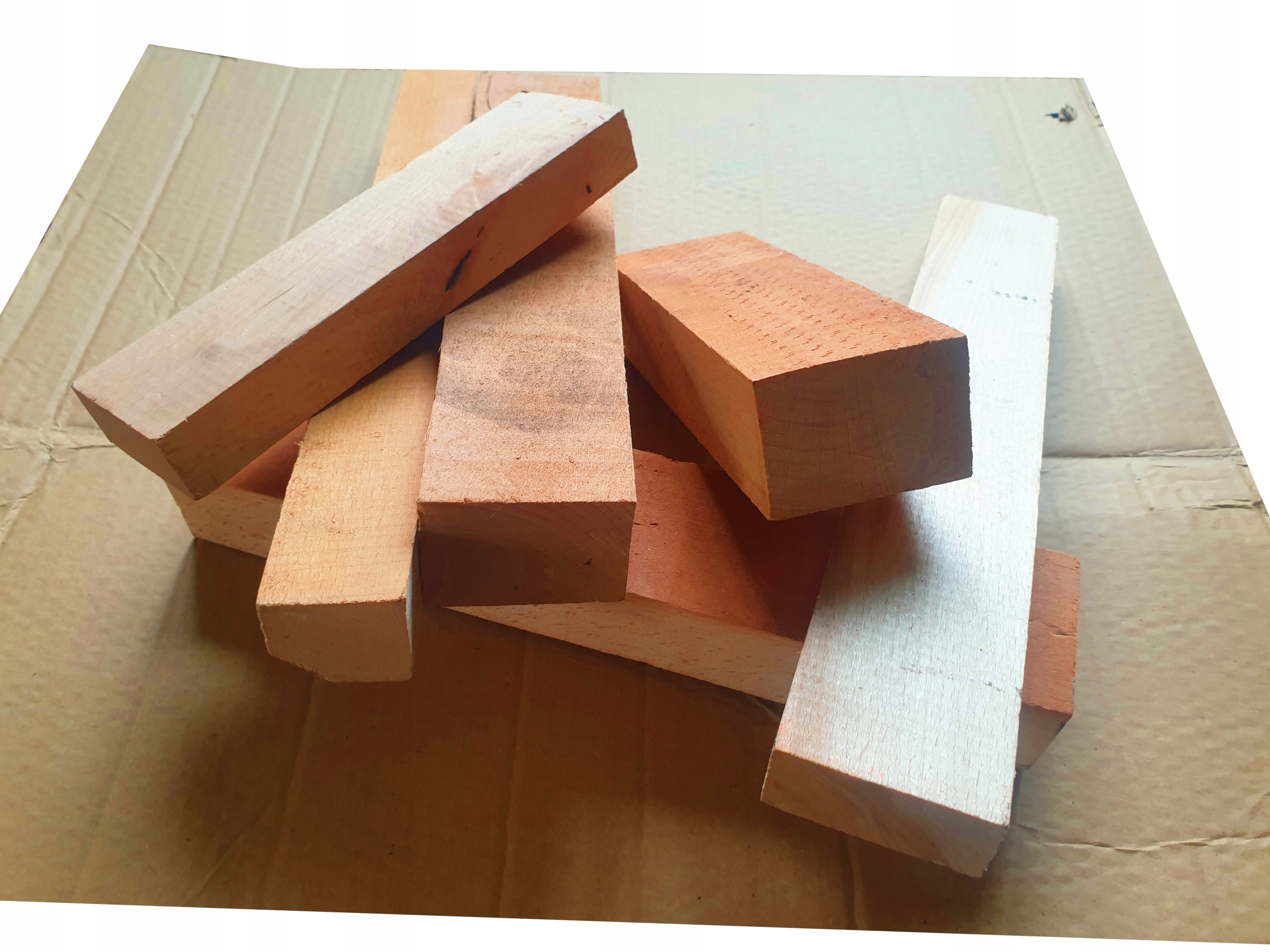 

Drewno Na Ognisko Bukowe Suche 25 kg Kominkowe