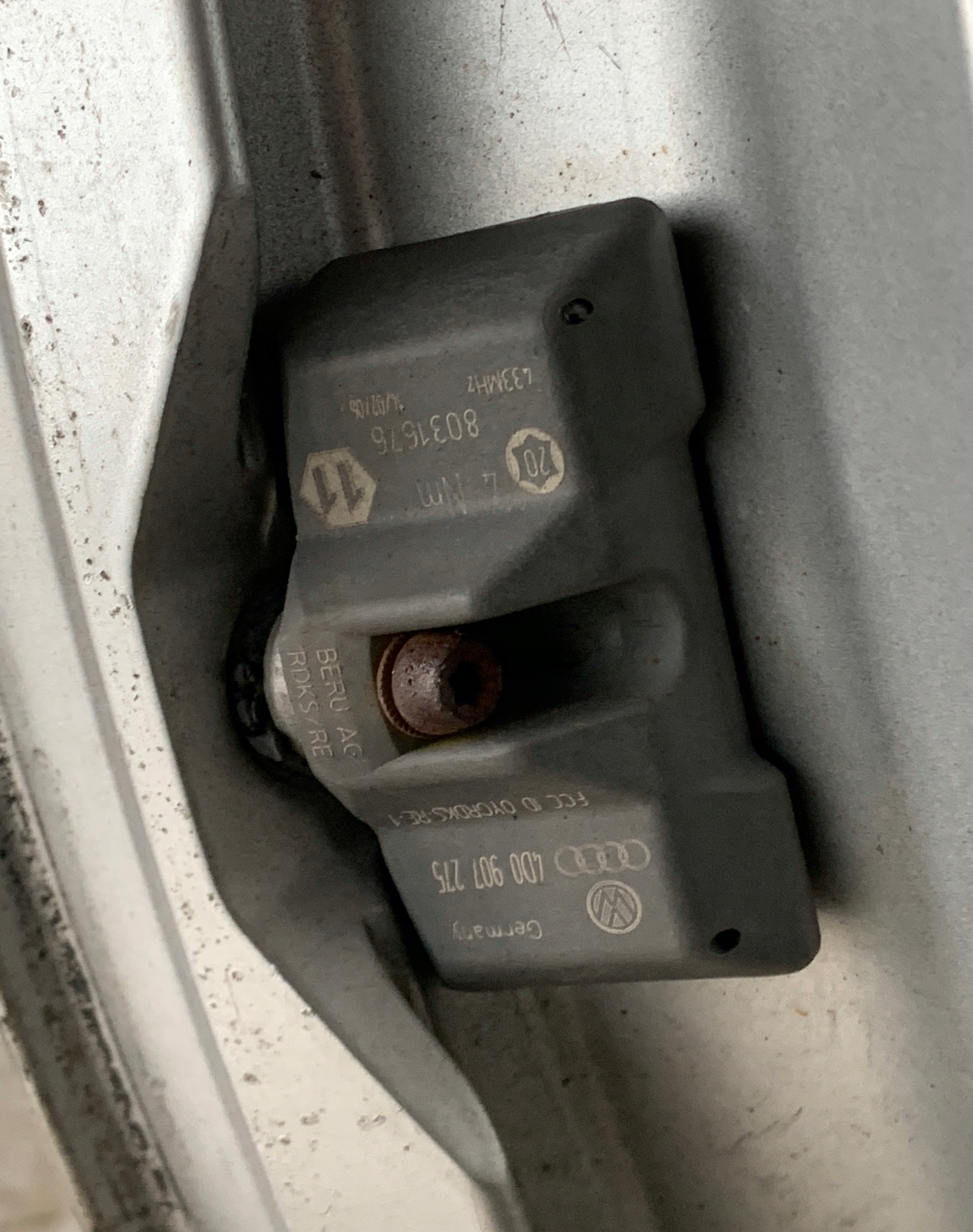 disc PAX AUDI A8 D3 4E0601023D TPMS KOMPLET