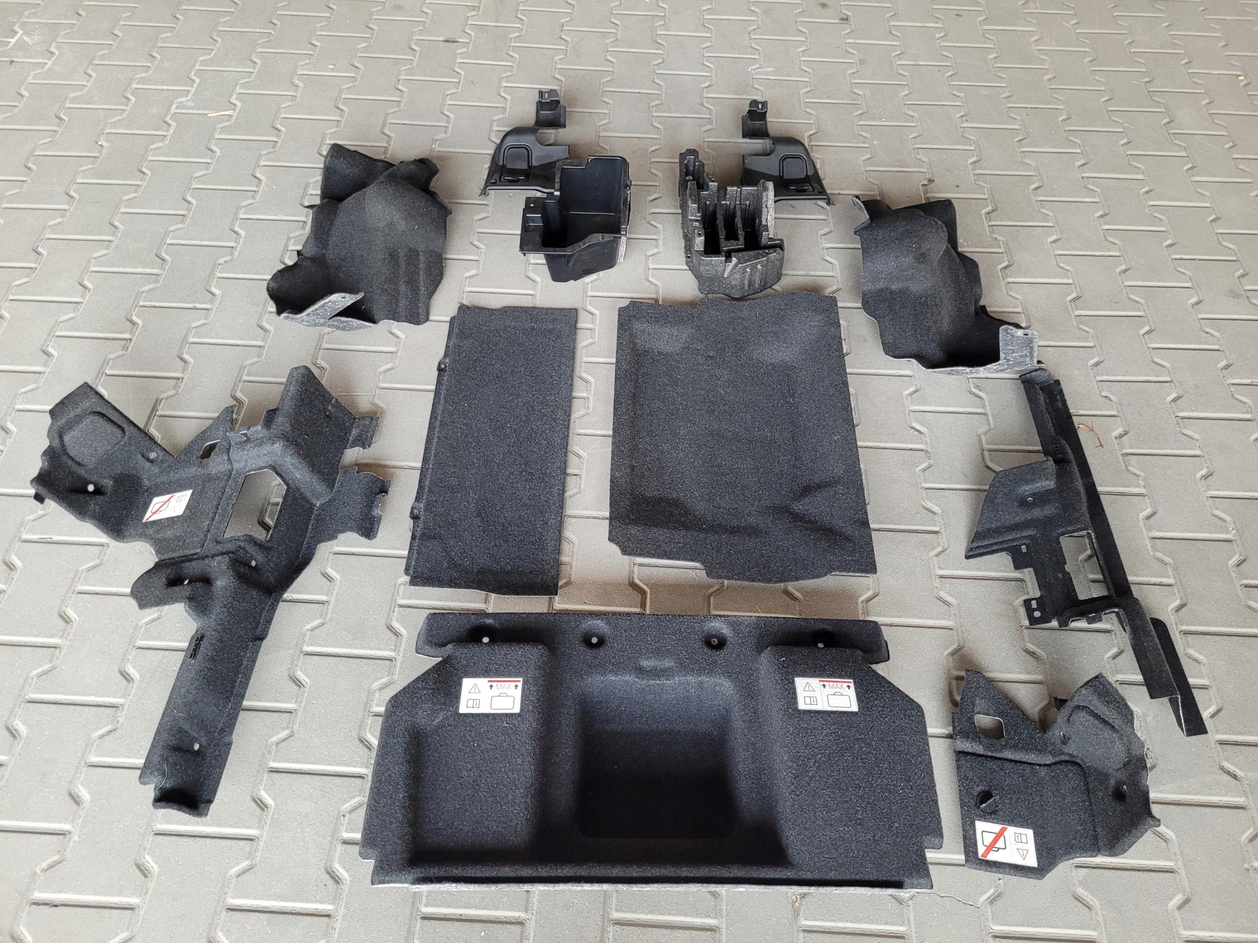 mats upholstery boot side BMW Z4 E89