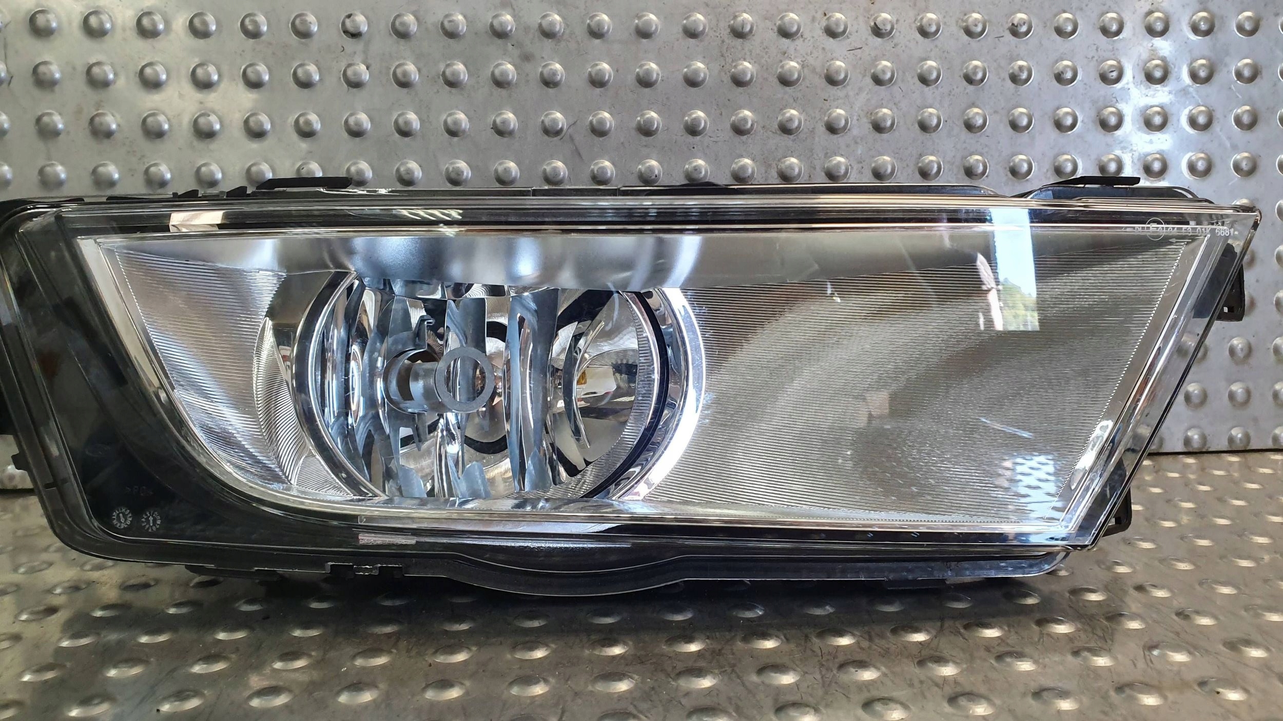 nebelscheinwerfer rechts SKODA OCTAVIA 3 12- 5E0941700