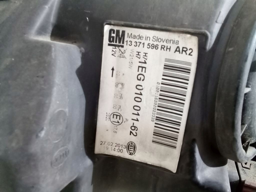 Opel Astra IV 4 J lift light right front front 13371596RH