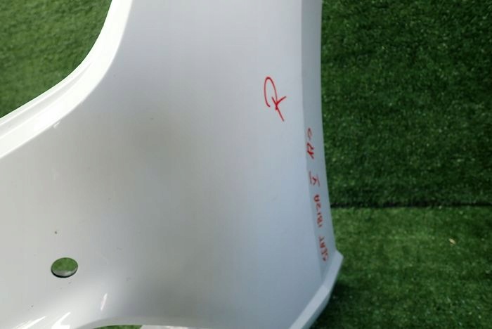 SEAT IBIZA V 17- front bumper front