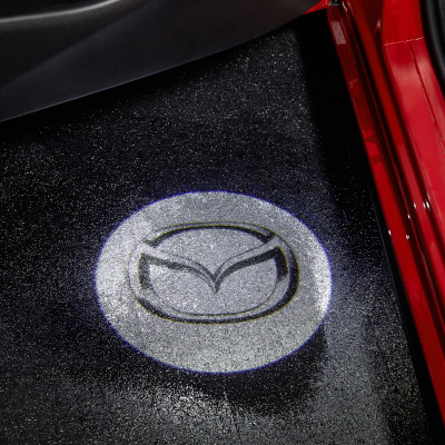 Mazda Led logo pre ľahký nástup