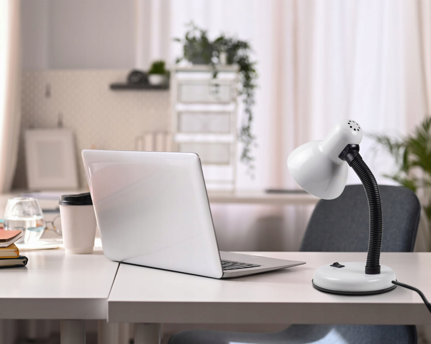 LAMPKA BIURKOWA LED Biała Regulowana Szkolna Rodzaj gwintu E27