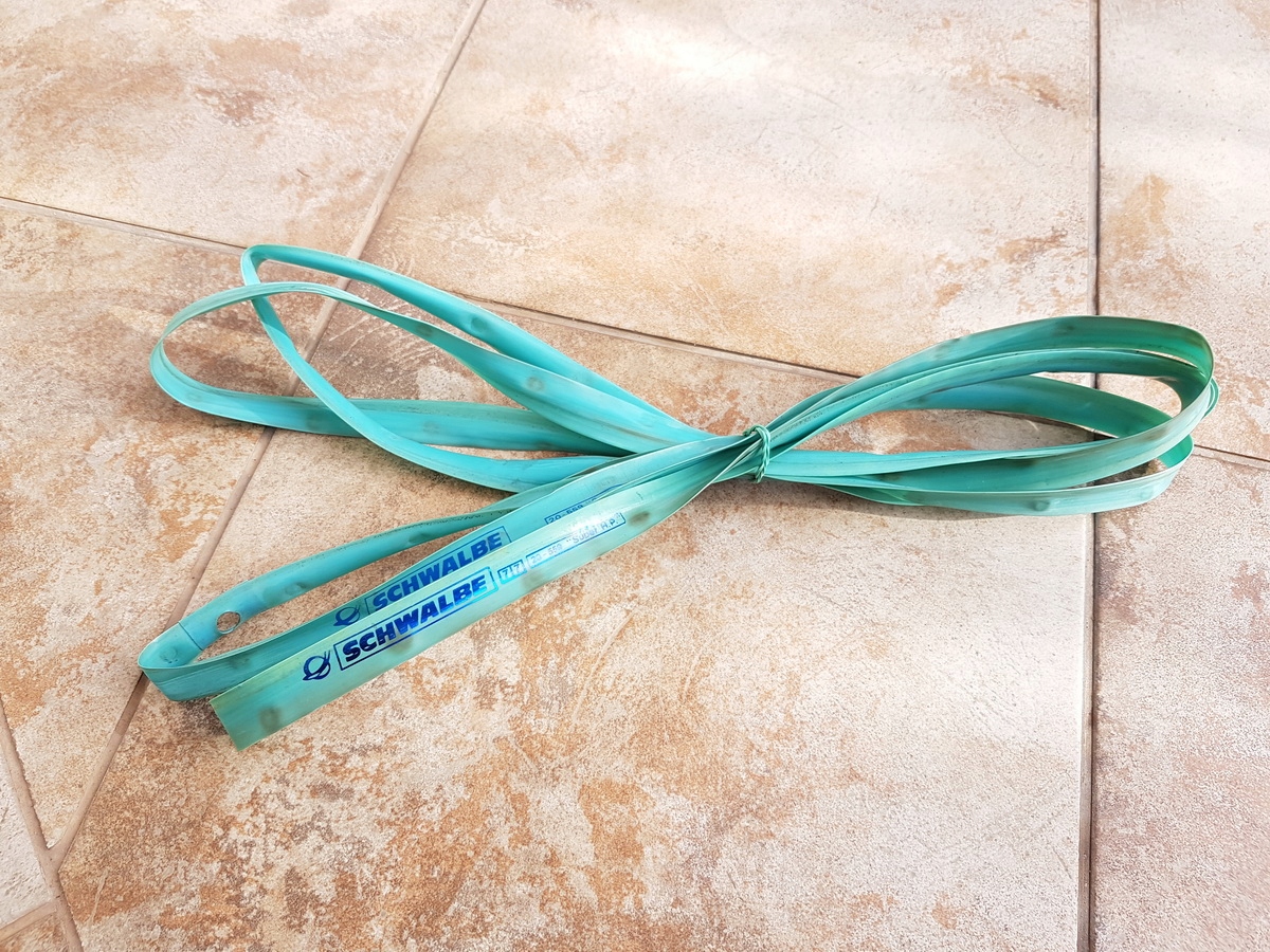 OPASKI na obręcz 26" taśma SCHWALBE do obręczy, 2szt