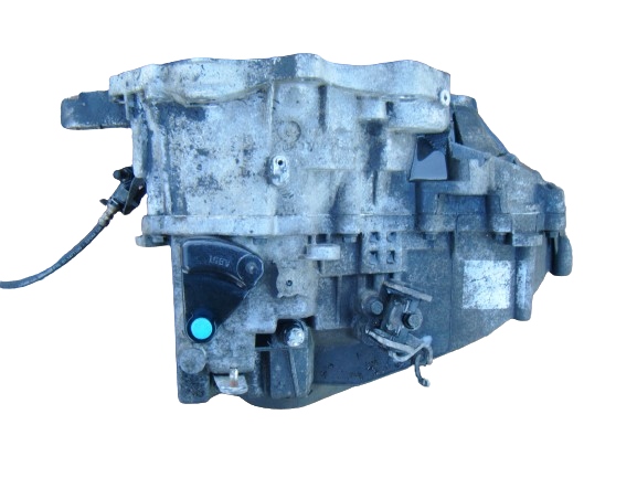 VOLVO V70 II 2 2.5TDI 00-07 SKRZYNIA BIEGÓW 1023704