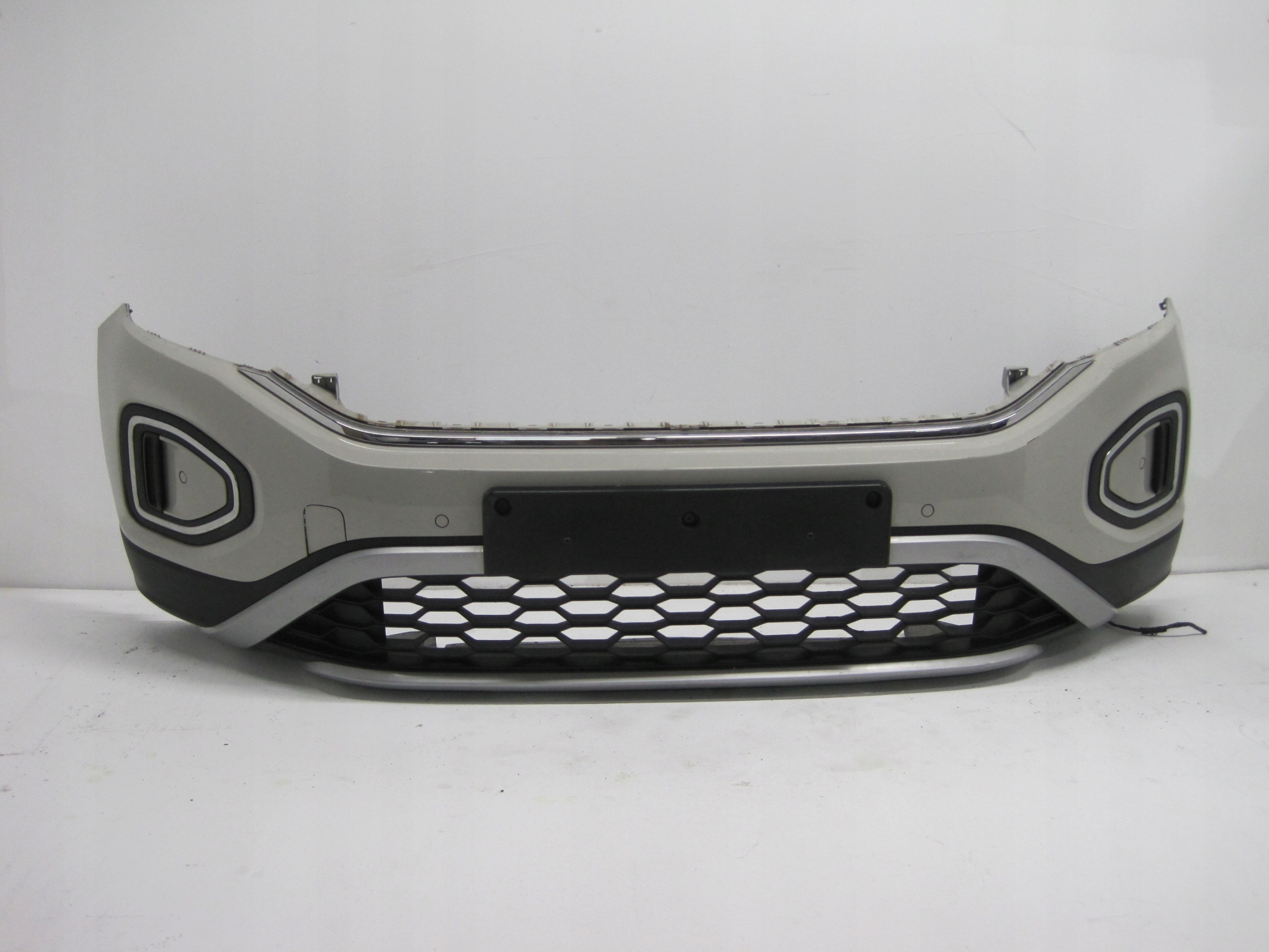front bumper VW T-ROC T ROC 2GA 6 PDC 23R LIFT front