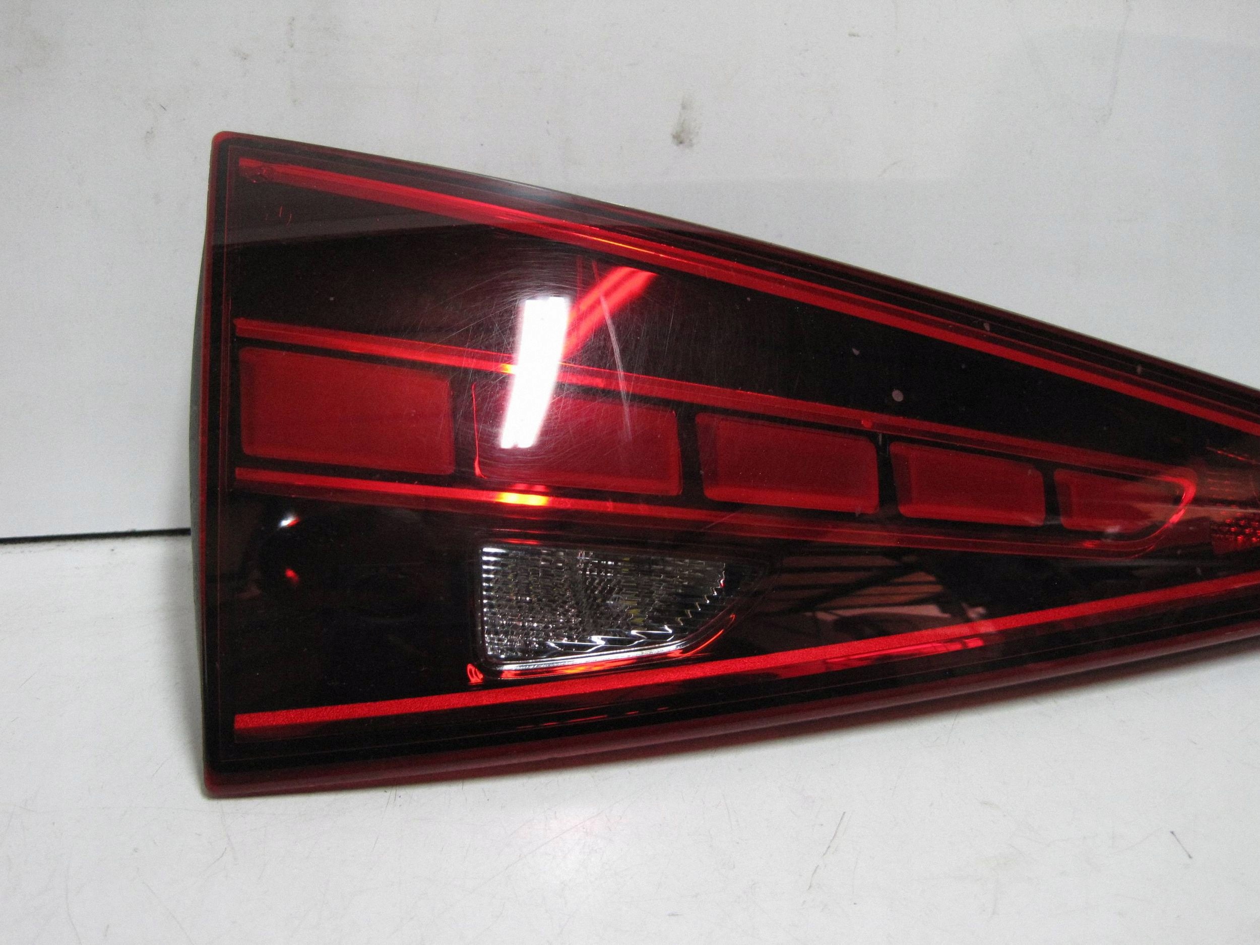 light rear to the bonnet left MERCEDES C class W206 A2069060701