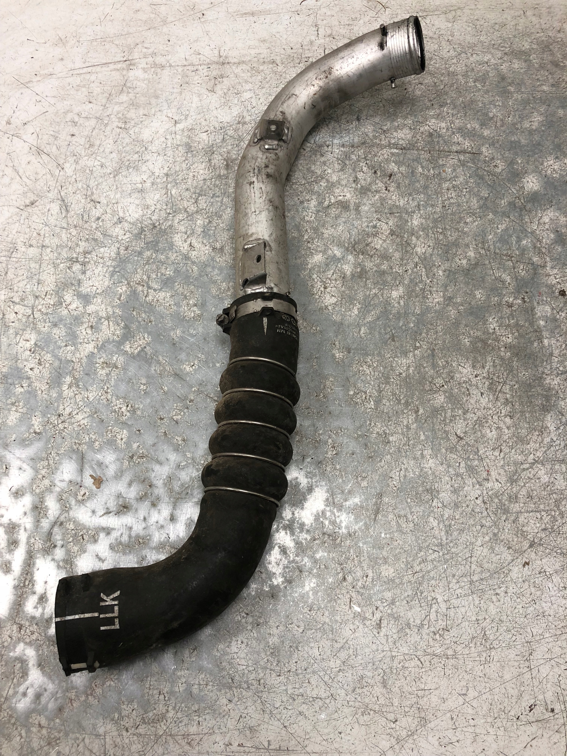 cső, csővezeték vezetö intercooler AUDI A6 C6 059145731AK