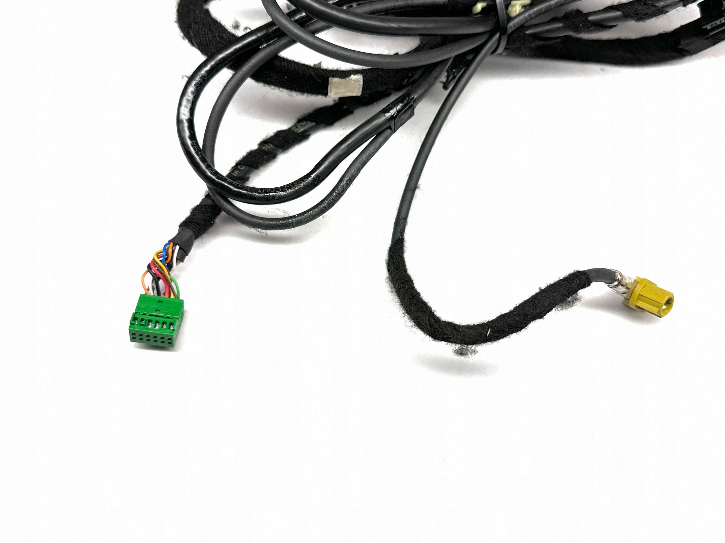 AUDI A3 S3 8V PORT adapter AUDI MUSIC INTERFACE 8V0035736