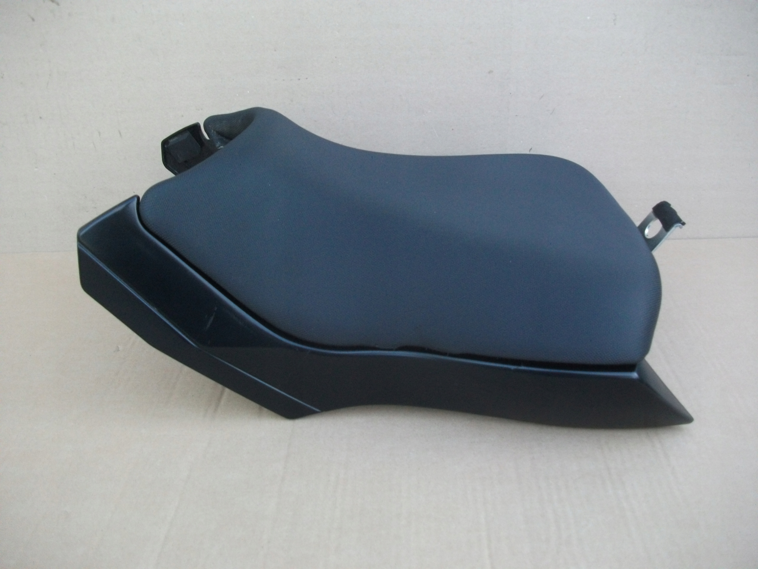 KAWASAKI ER6F 12-16 СИДЕНЬЕ ВОДИТЕЛЯ ДИВАН