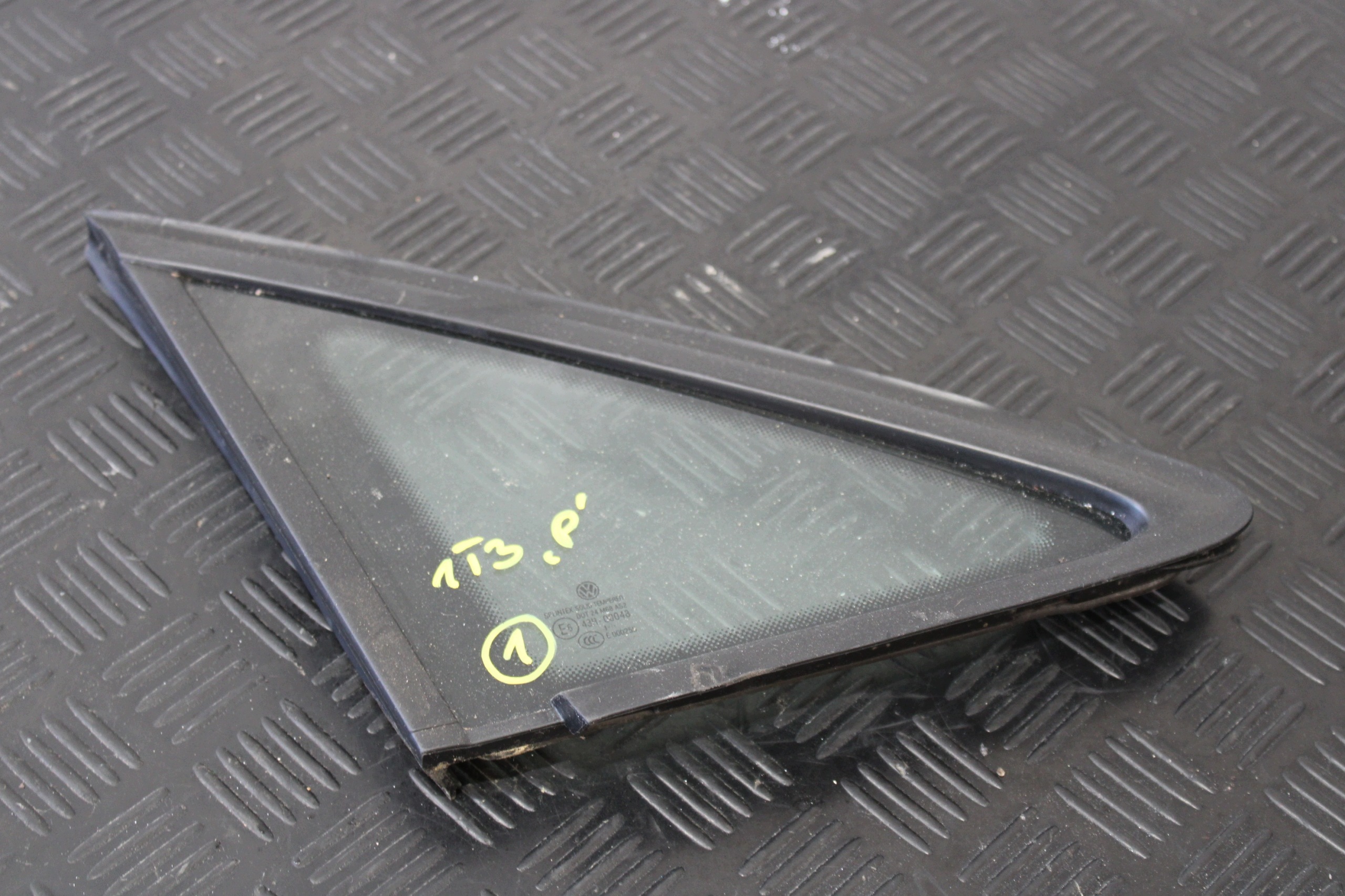 fenster karoserie rechts vorne VW TOURAN 1T3 1T0 LIFT