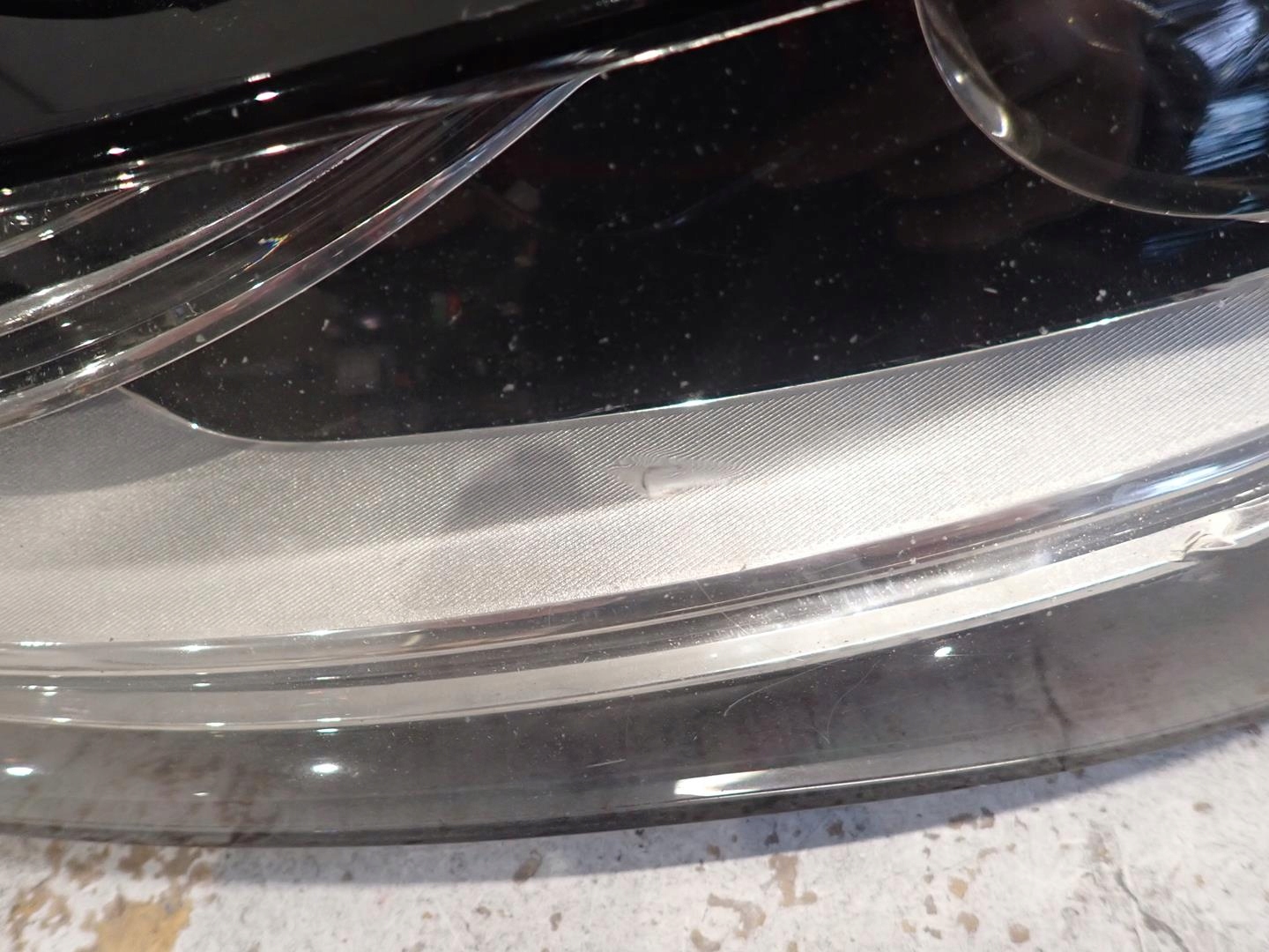 light front front left AUDI A4 B8 LIFT 2012- BI-XENON 8K0941005C