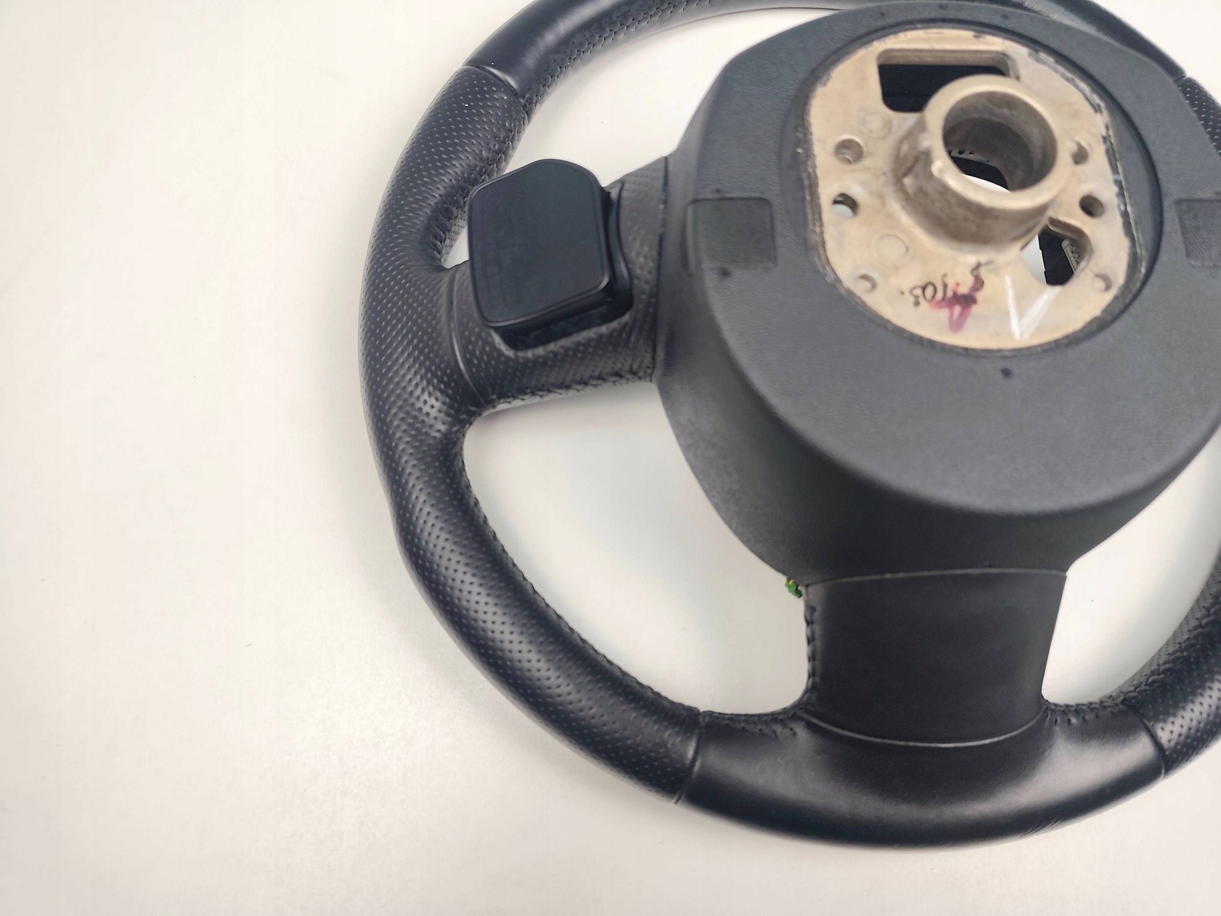 руль Audi A4 S4 B8 8K0419091BC