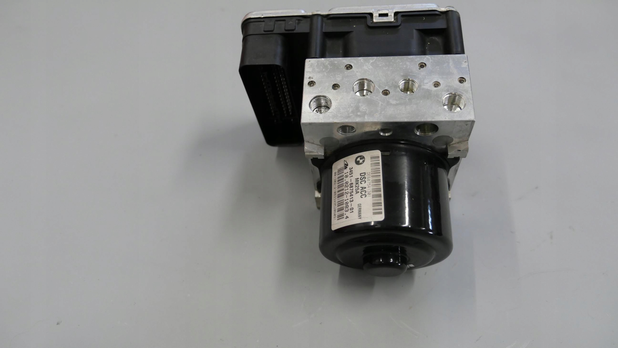 BMW X3 F25 X4 F26 насос ABS M40i 6875413 6875414