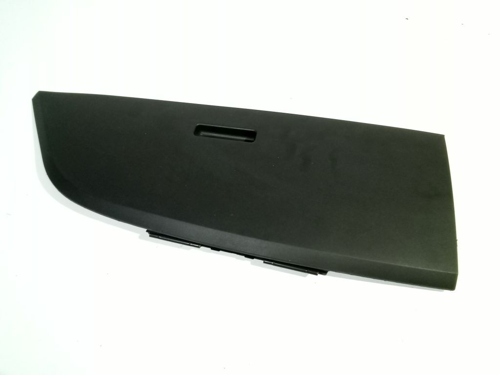 Ford Focus C-max and passenger compartment consoles upper