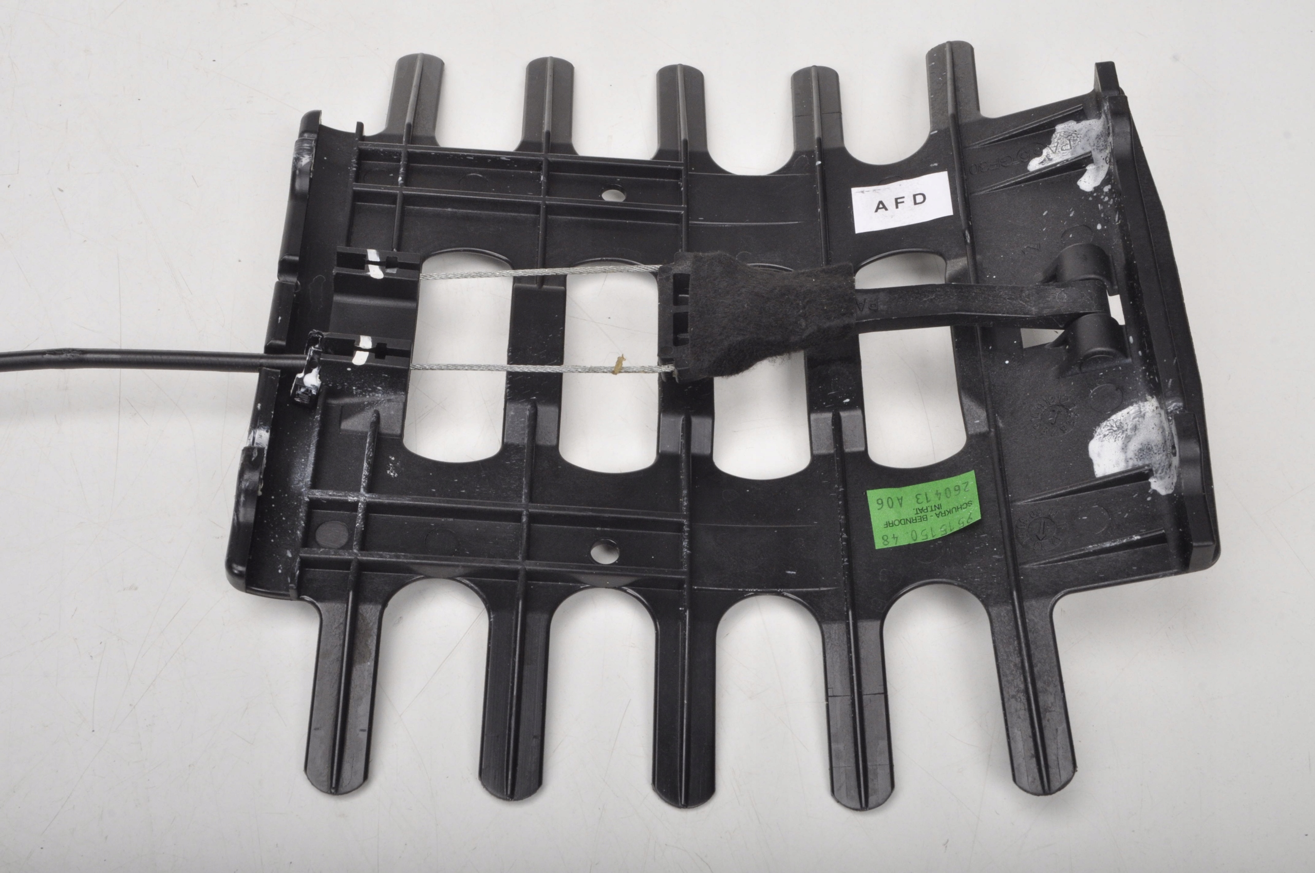 MASERATI GRANTURISMO SILNICZEK FOTELA PRAWY FOTEL Car type Passenger cars