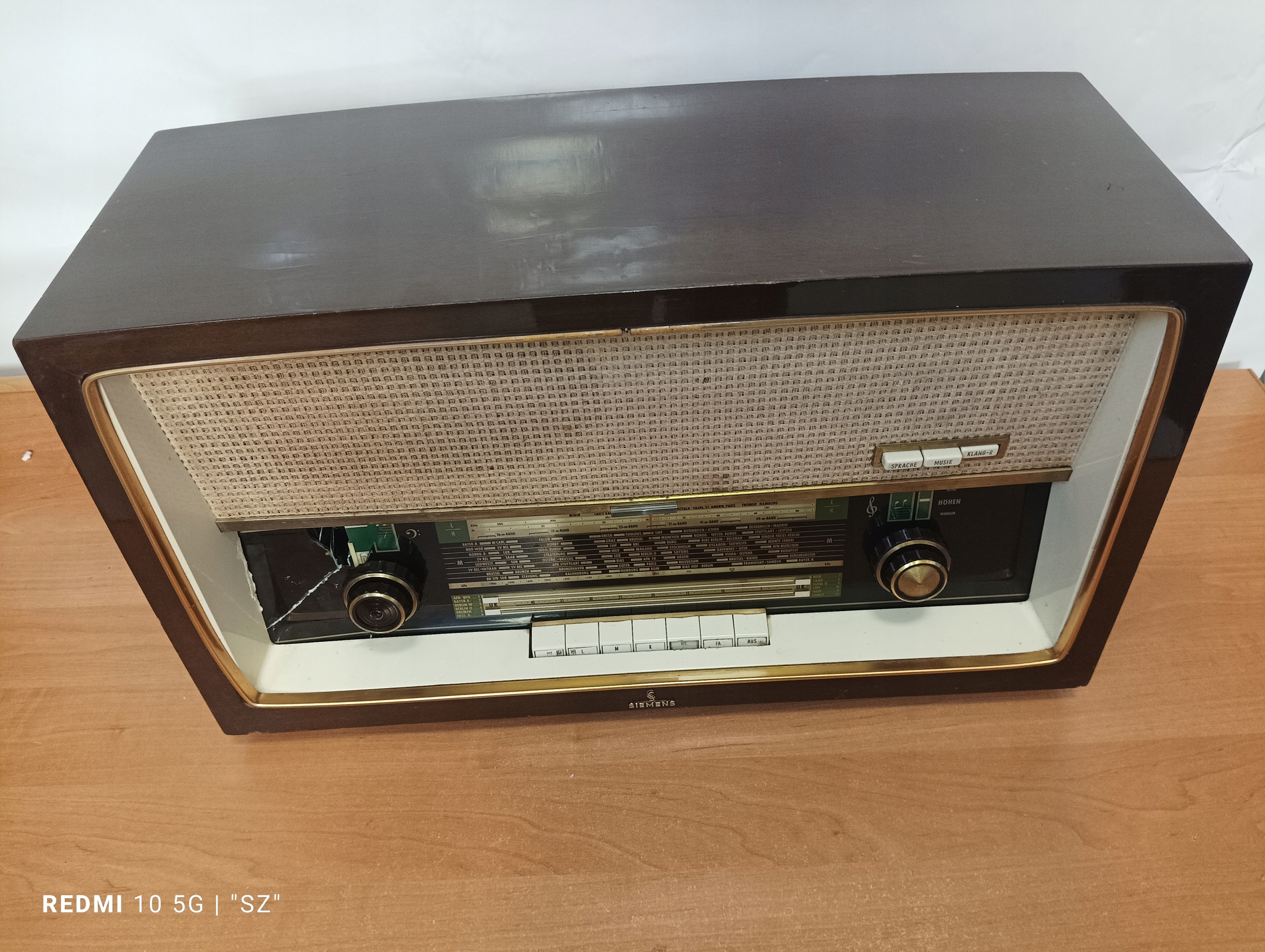 SIEMENS RC20 - LATA 1961/63 - Nr 096977 - RADIO LAMPOWE - SPRAWNE.