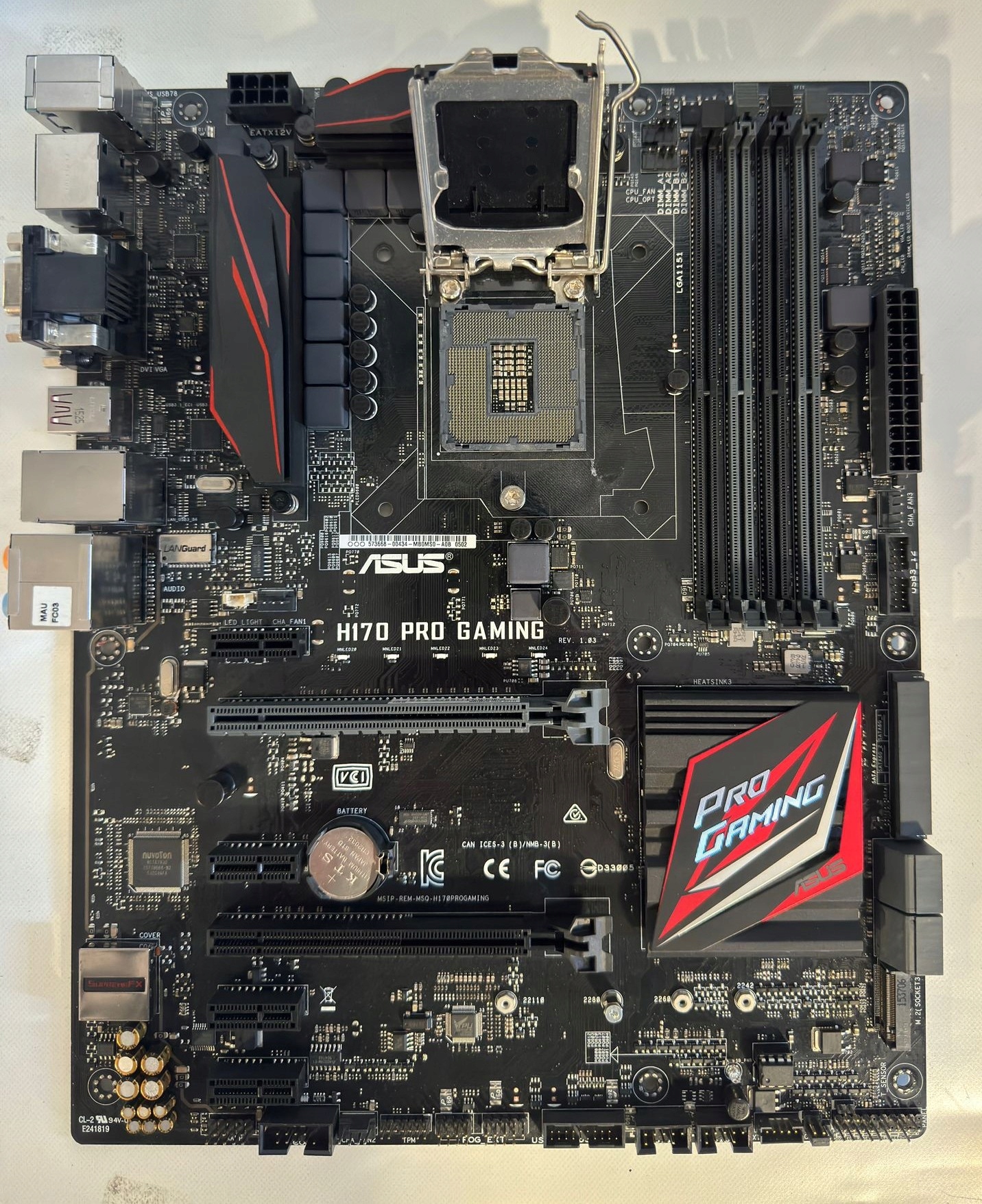 ASUS H170 PRO GAMING＋Core i7 6700＋AK400 ASUS H170-PRO + Intel i7-6700 + 32GB RAM